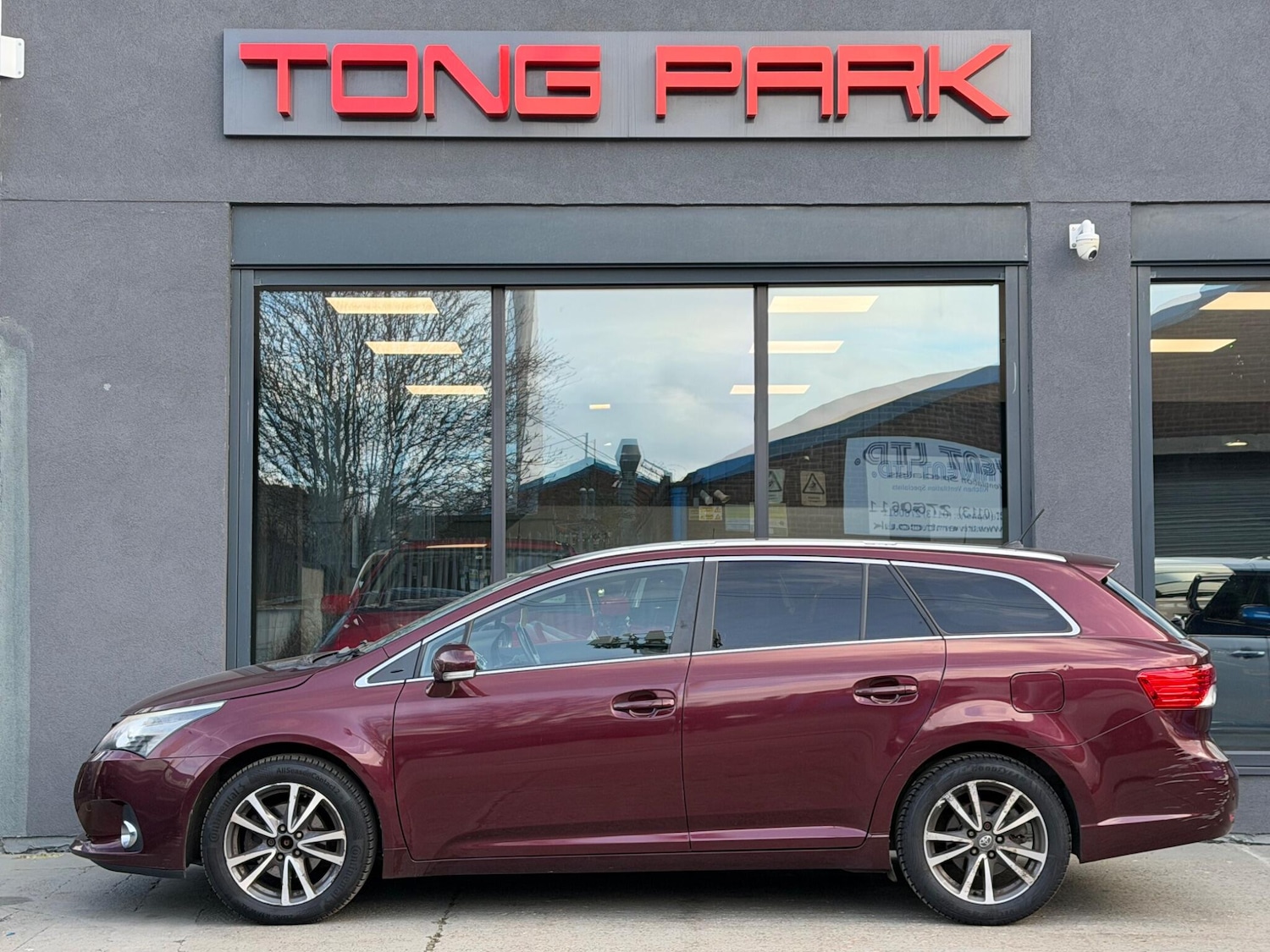 Used Toyota Avensis 2012 for sale - 77670406: Photo 5