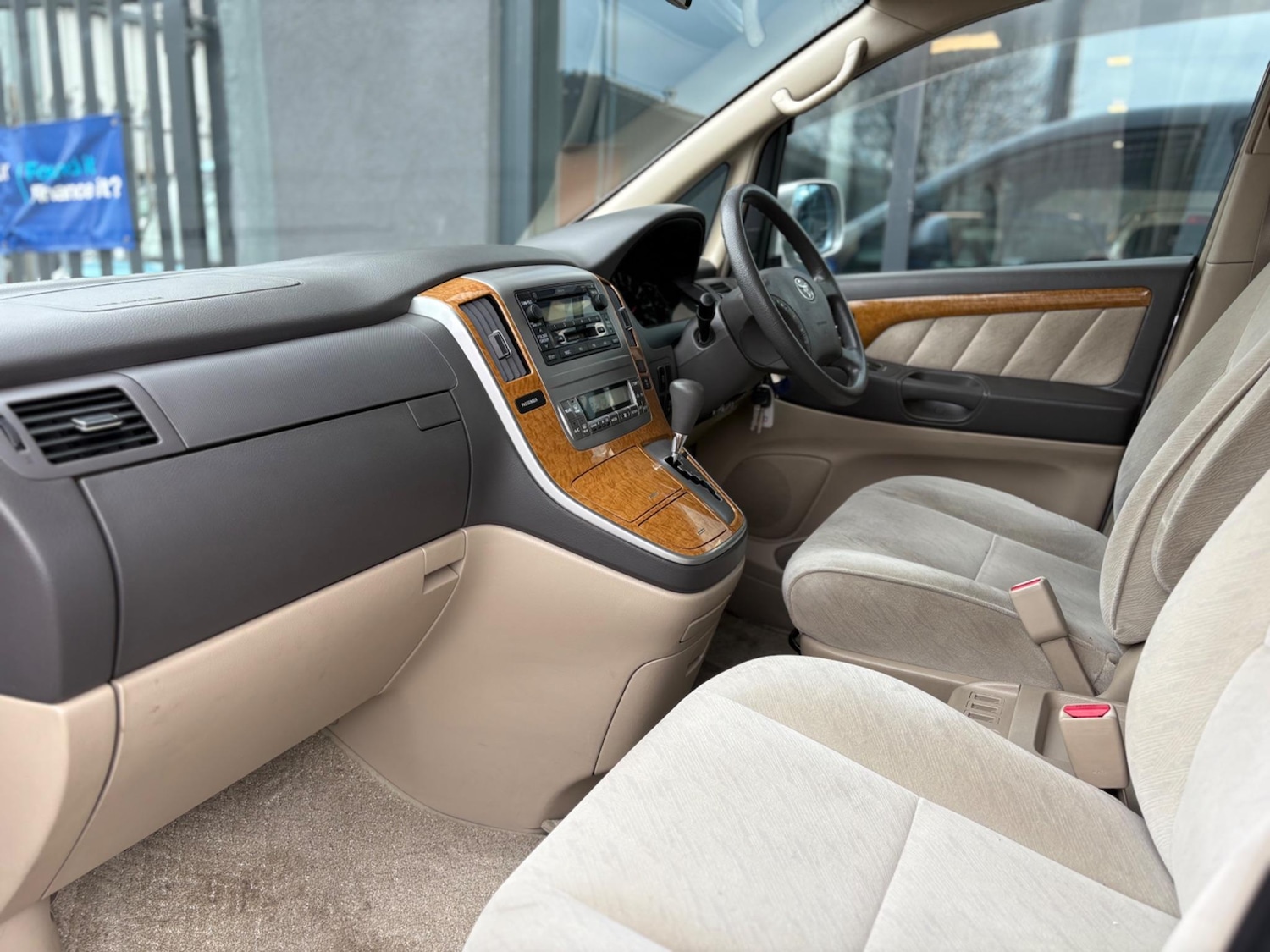 Used Toyota Alphard 2025 for sale - 78048230: Photo 15