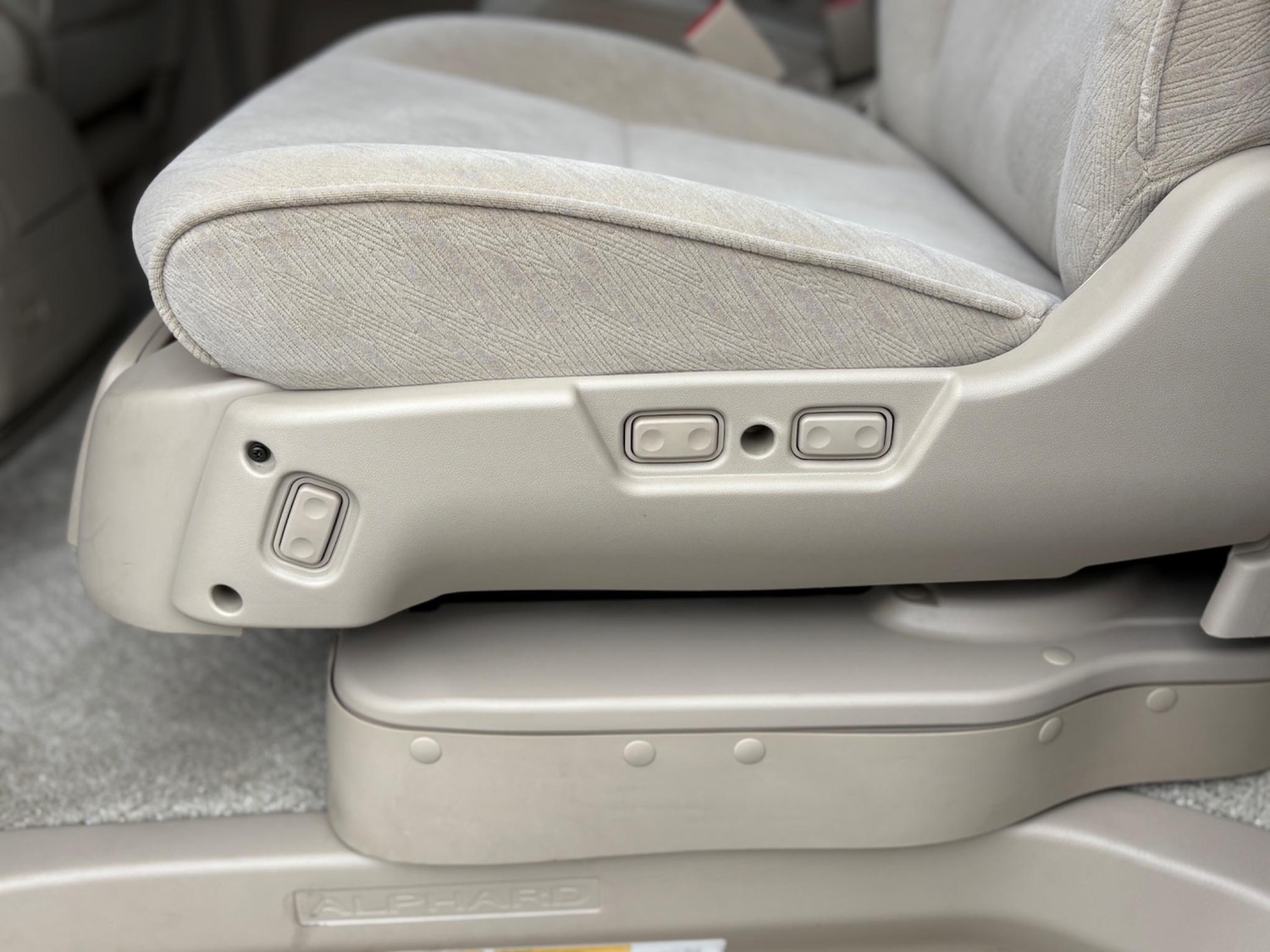 Used Toyota Alphard 2025 for sale - 78048230: Photo 17