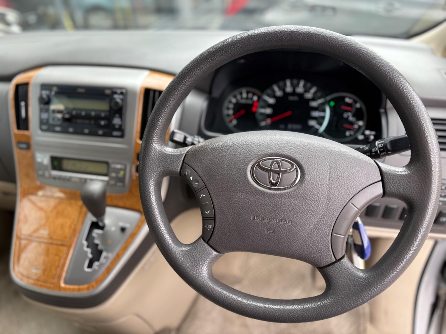 Used Toyota Alphard 2025 for sale - 78048230: Photo 32