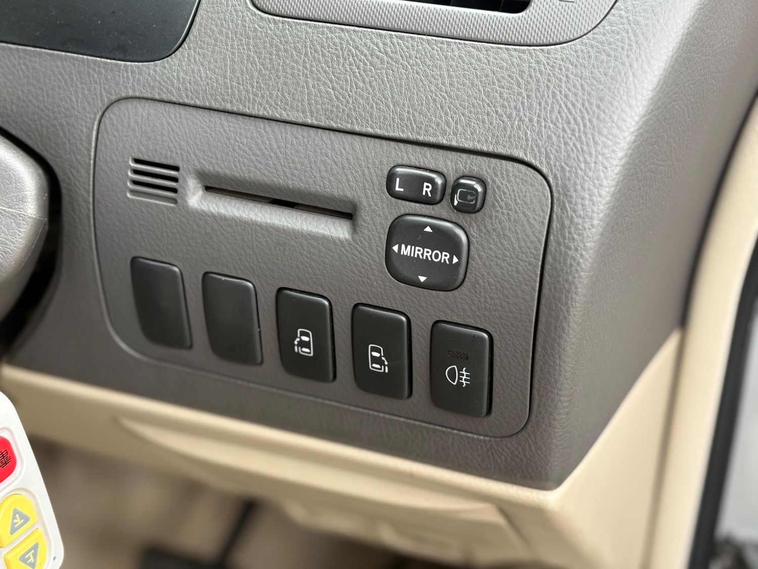 Used Toyota Alphard 2025 for sale - 78048230: Photo 33