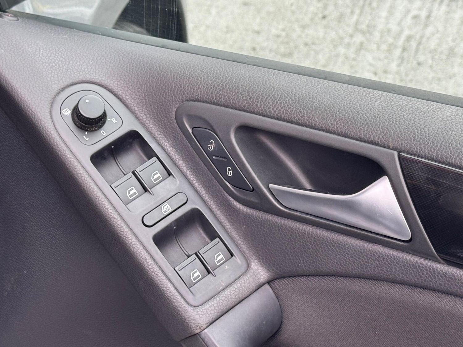 Used Volkswagen Golf 2010 for sale - 77229435: Photo 12