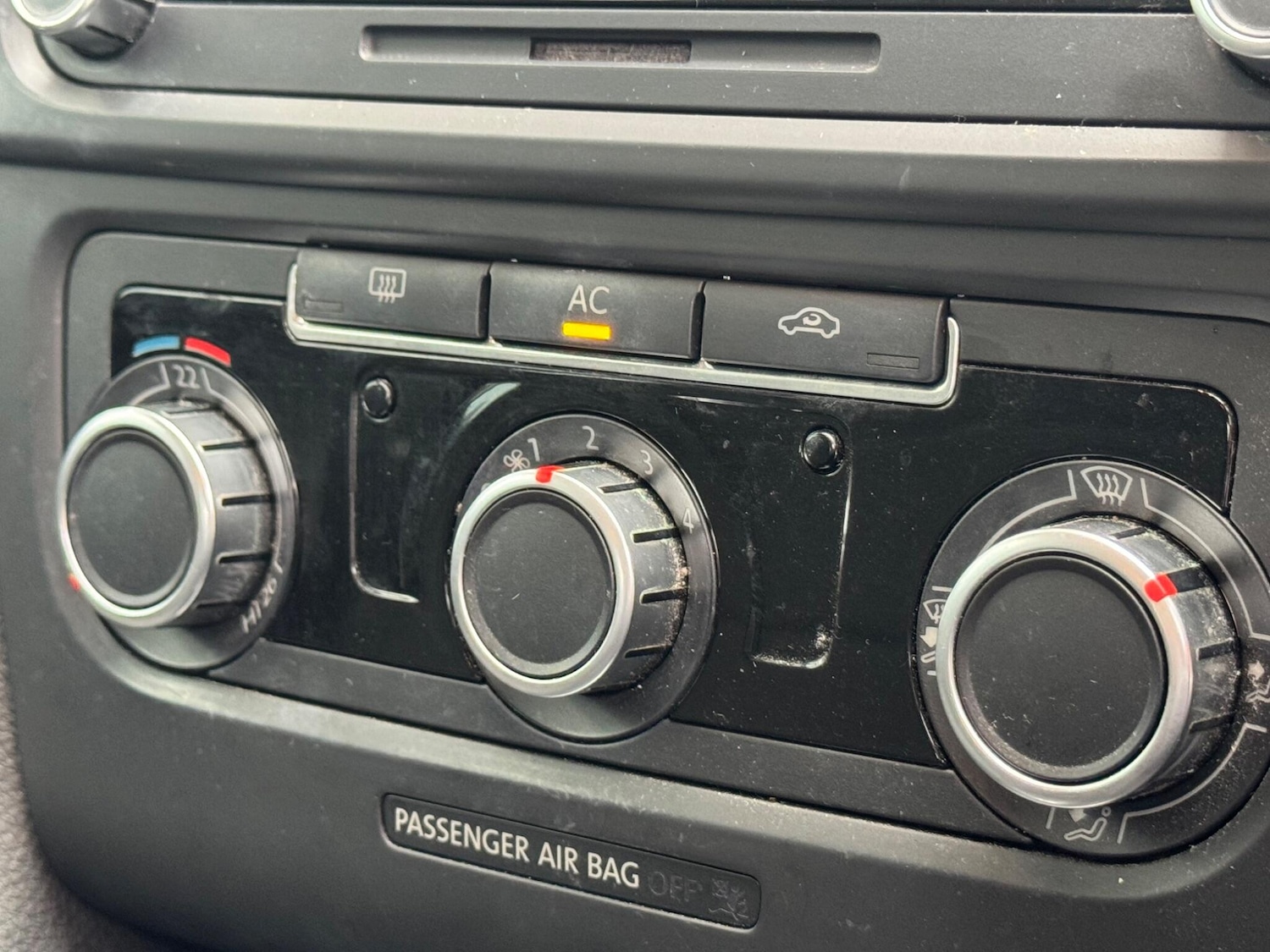 Used Volkswagen Golf 2010 for sale - 77229435: Photo 25