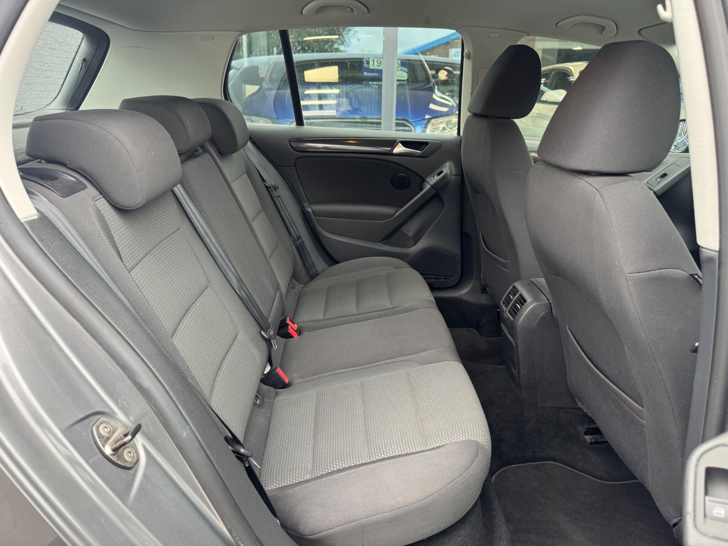 Used Volkswagen Golf 2010 for sale - 77229435: Photo 26