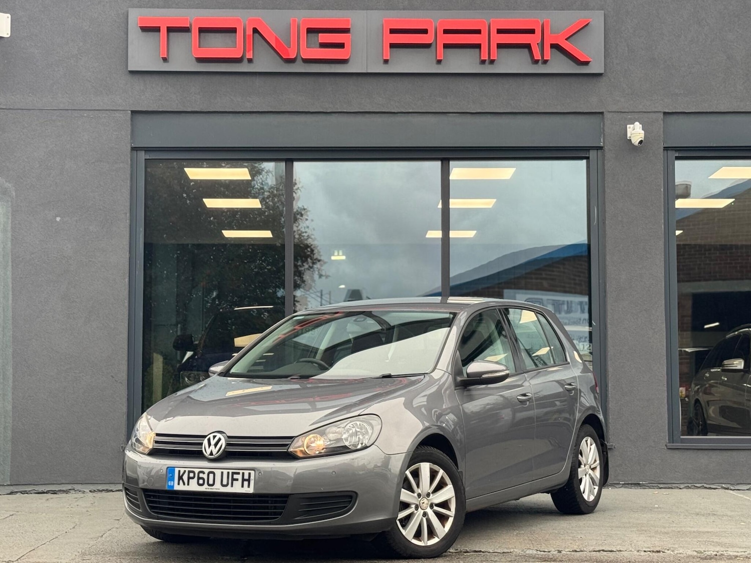 Used Volkswagen Golf 2010 for sale - 77229435: Photo 6