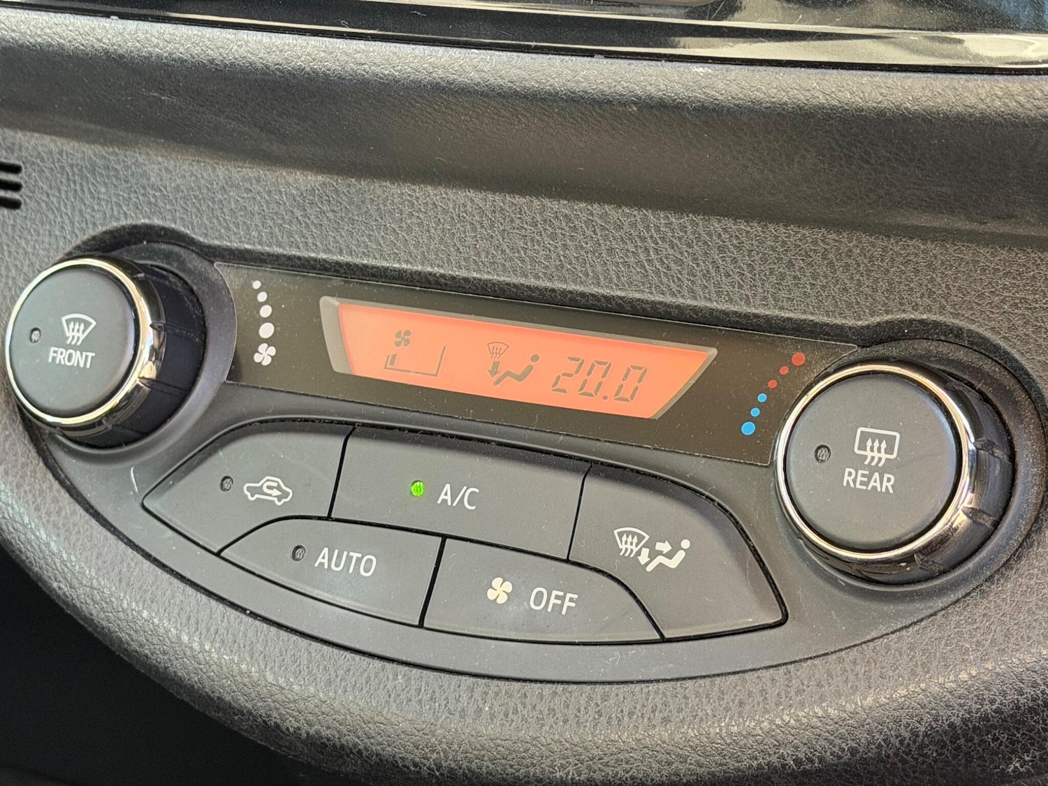 Used Toyota Yaris for sale - 77793592: Photo 22