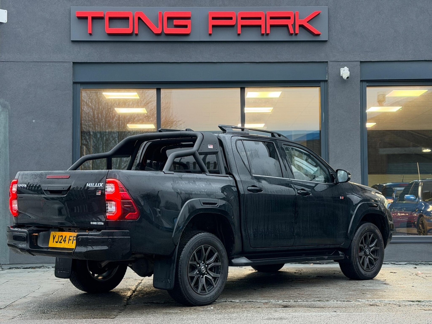 Used Toyota Hilux for sale - 77330543: Photo 10