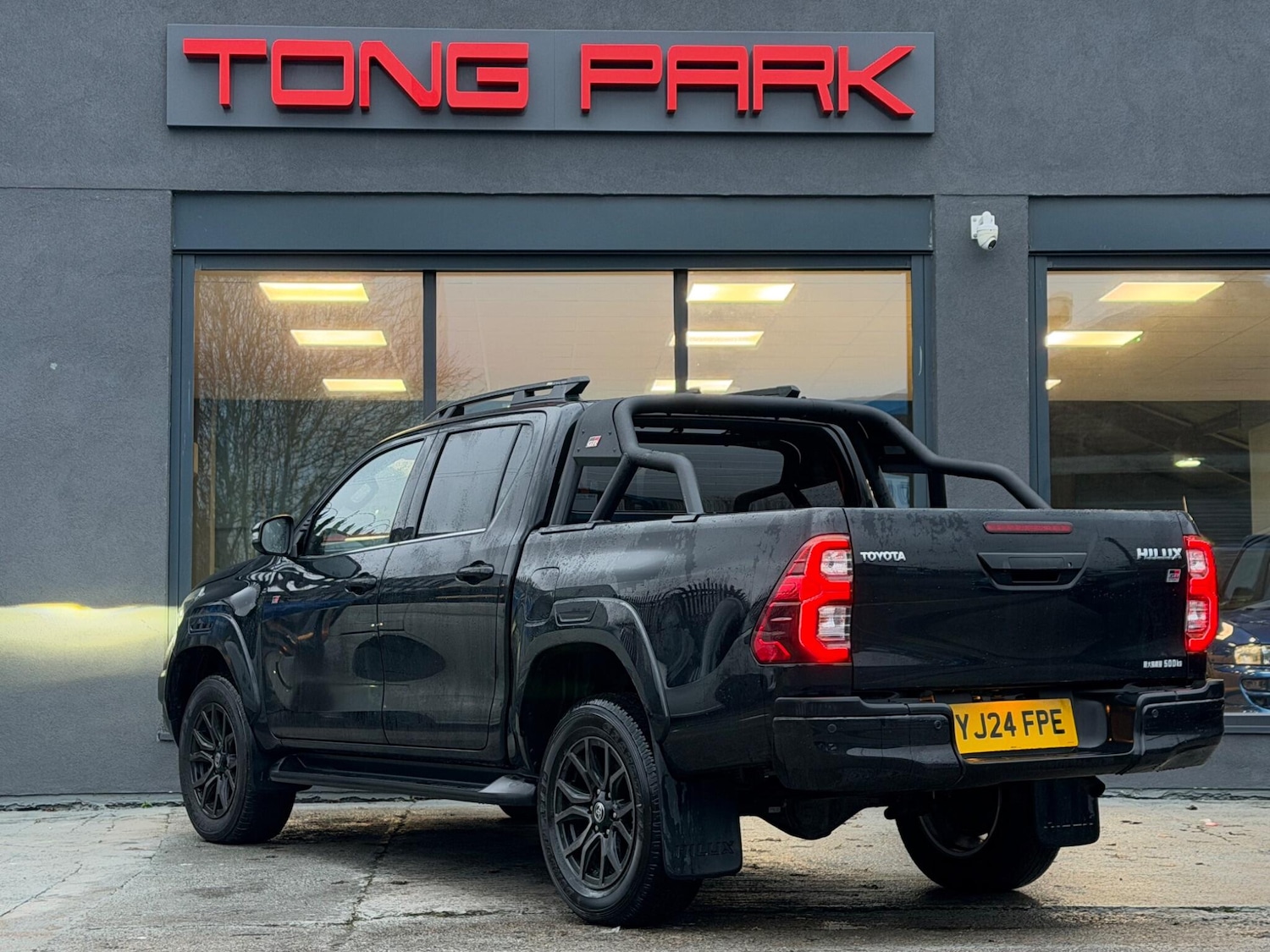 Used Toyota Hilux for sale - 77330543: Photo 4