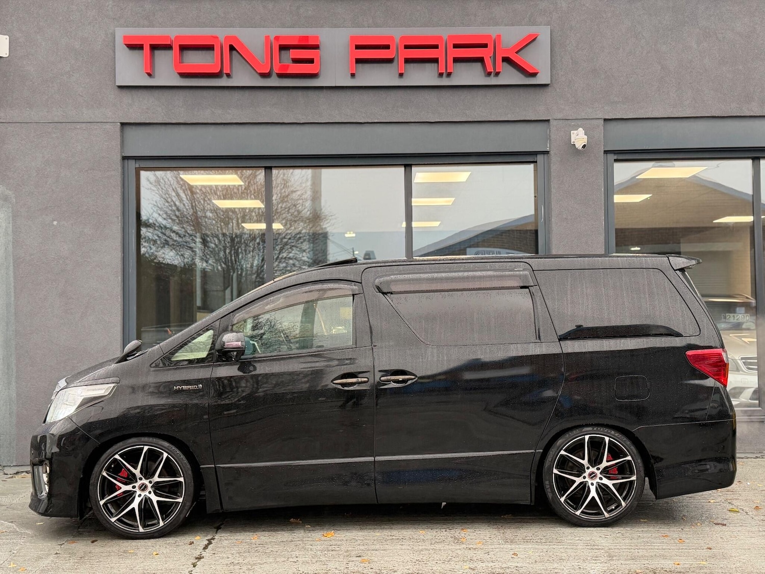 Used Toyota Alphard for sale - 77103565: Photo 12