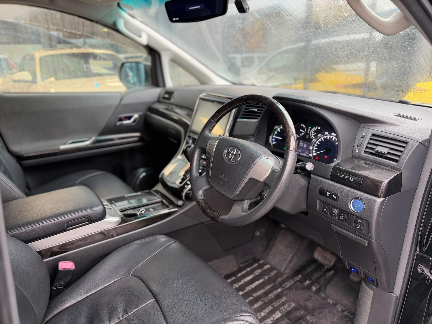 Used Toyota Alphard for sale - 77103565: Photo 15