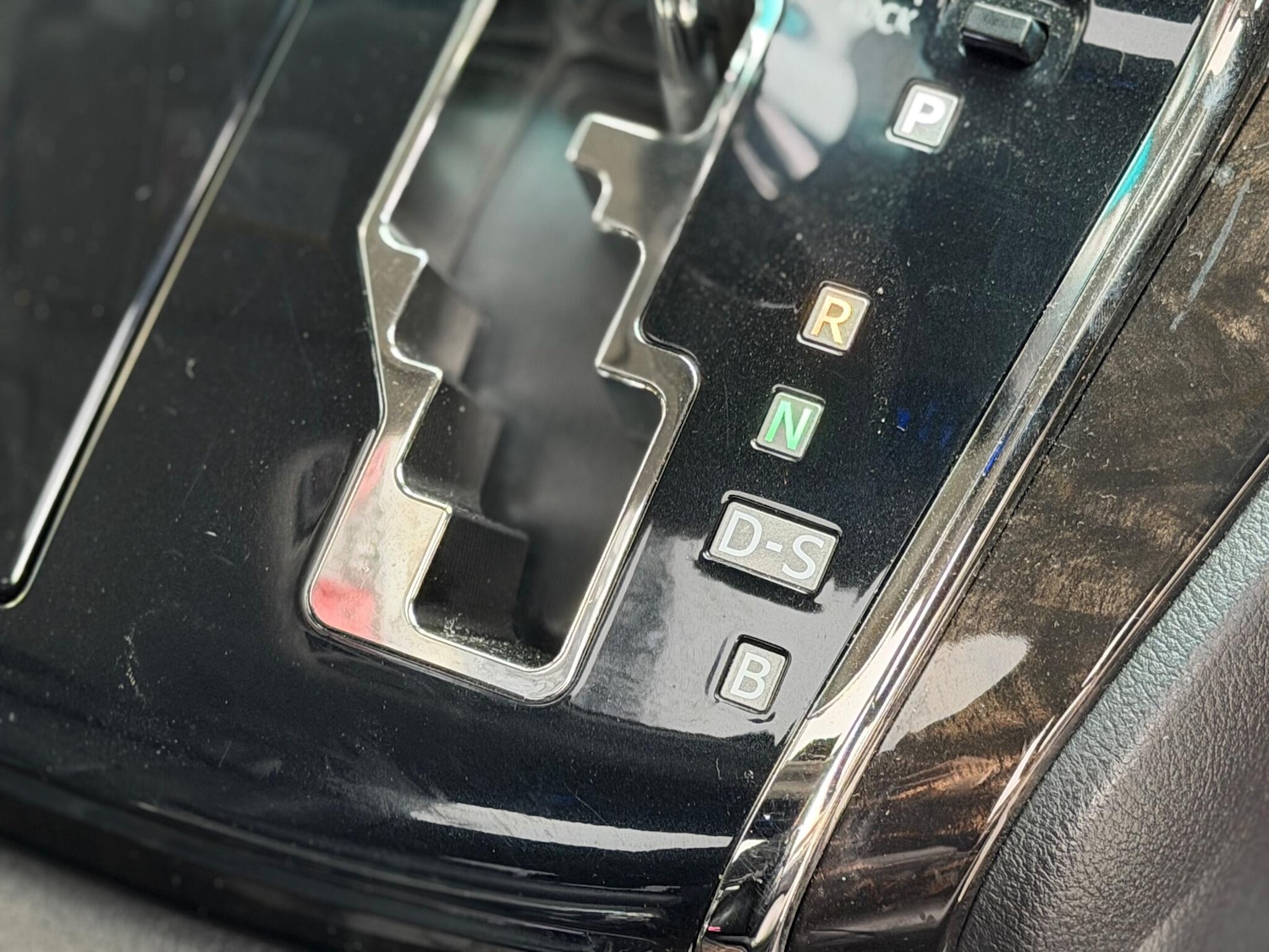 Used Toyota Alphard for sale - 77103565: Photo 16