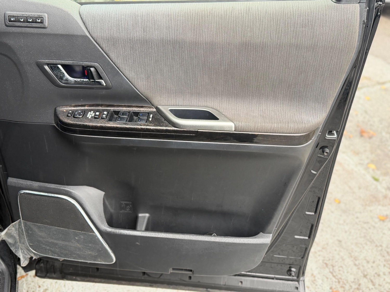 Used Toyota Alphard for sale - 77103565: Photo 34