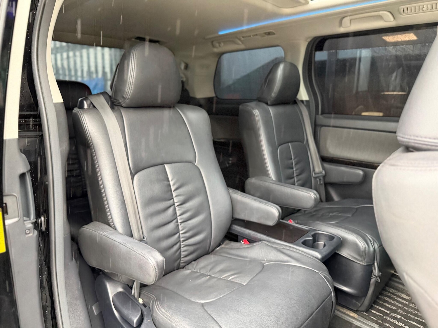 Used Toyota Alphard for sale - 77103565: Photo 44
