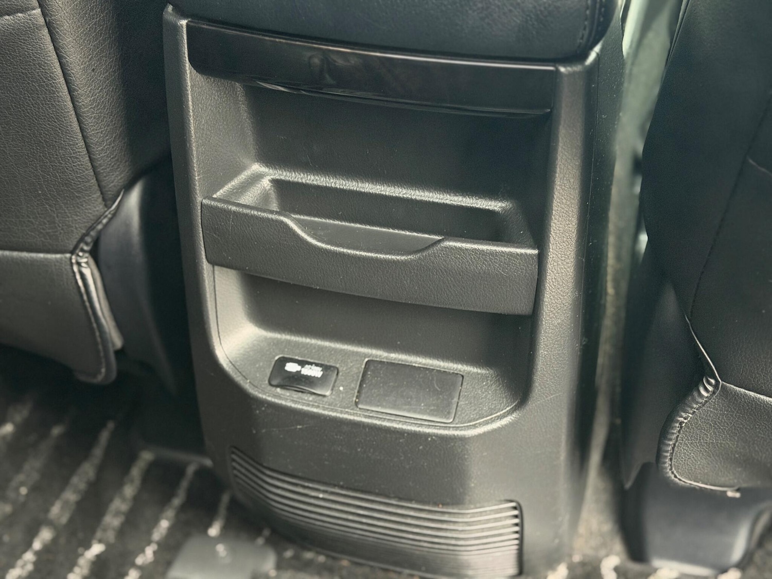 Used Toyota Alphard for sale - 77103565: Photo 47