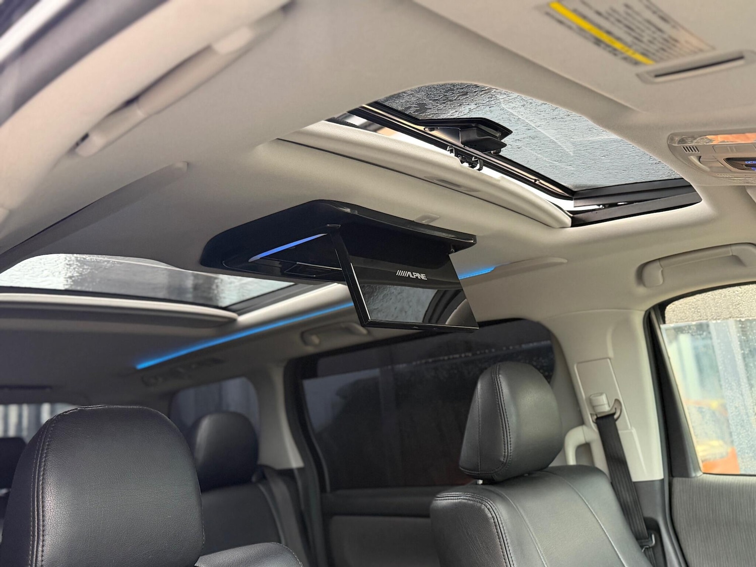 Used Toyota Alphard for sale - 77103565: Photo 50