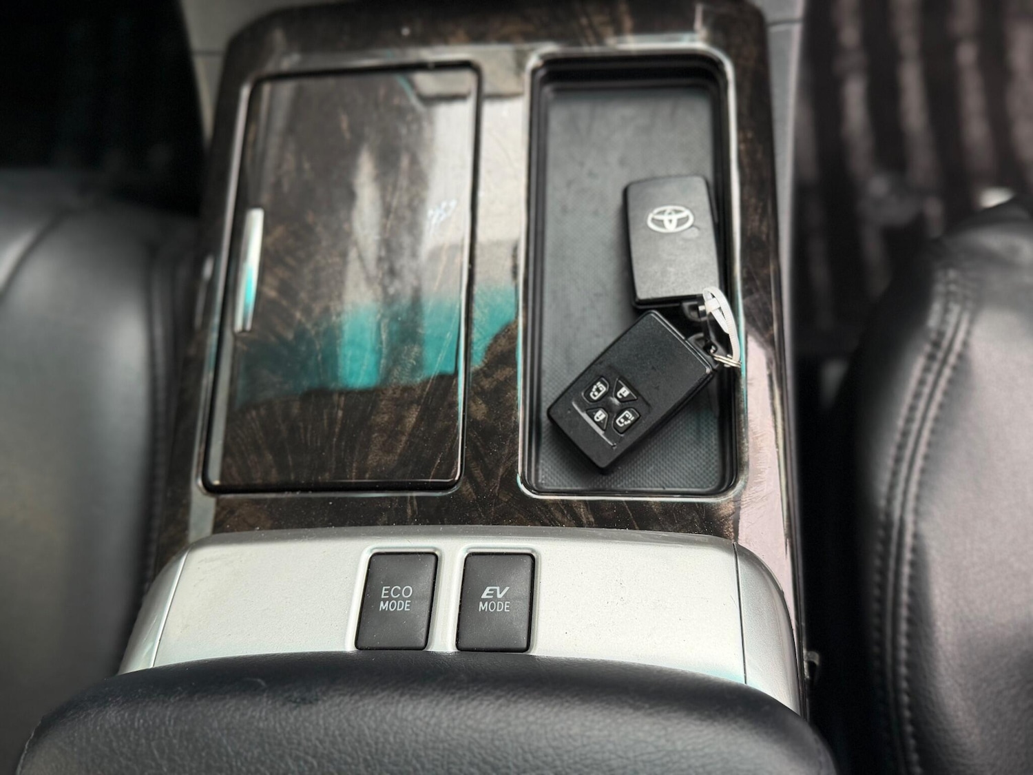 Used Toyota Alphard for sale - 77103565: Photo 53