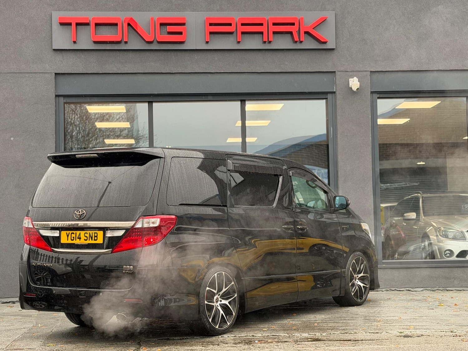 Used Toyota Alphard for sale - 77103565: Photo 8