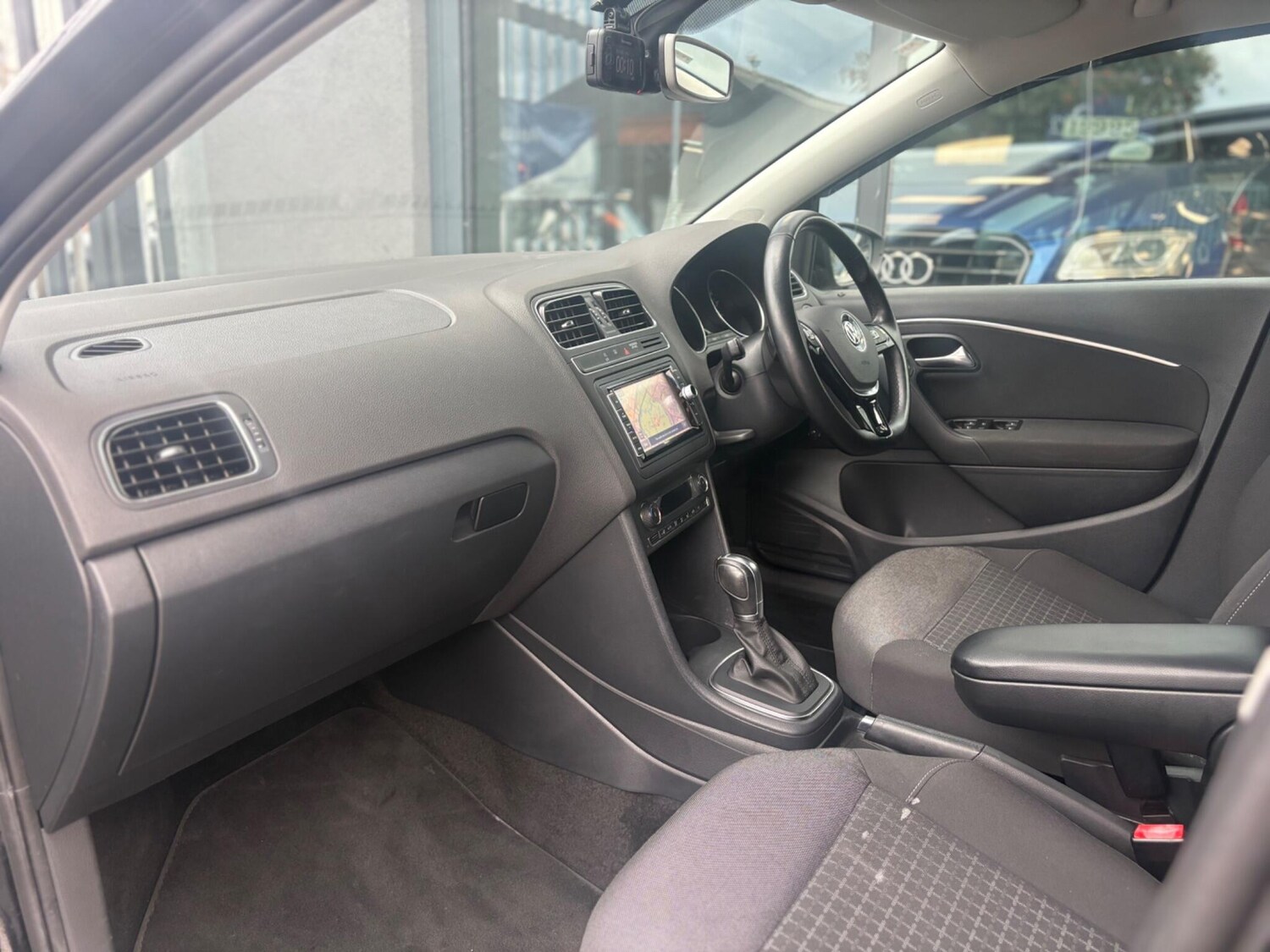 Used Volkswagen Polo for sale - 77524048: Photo 9