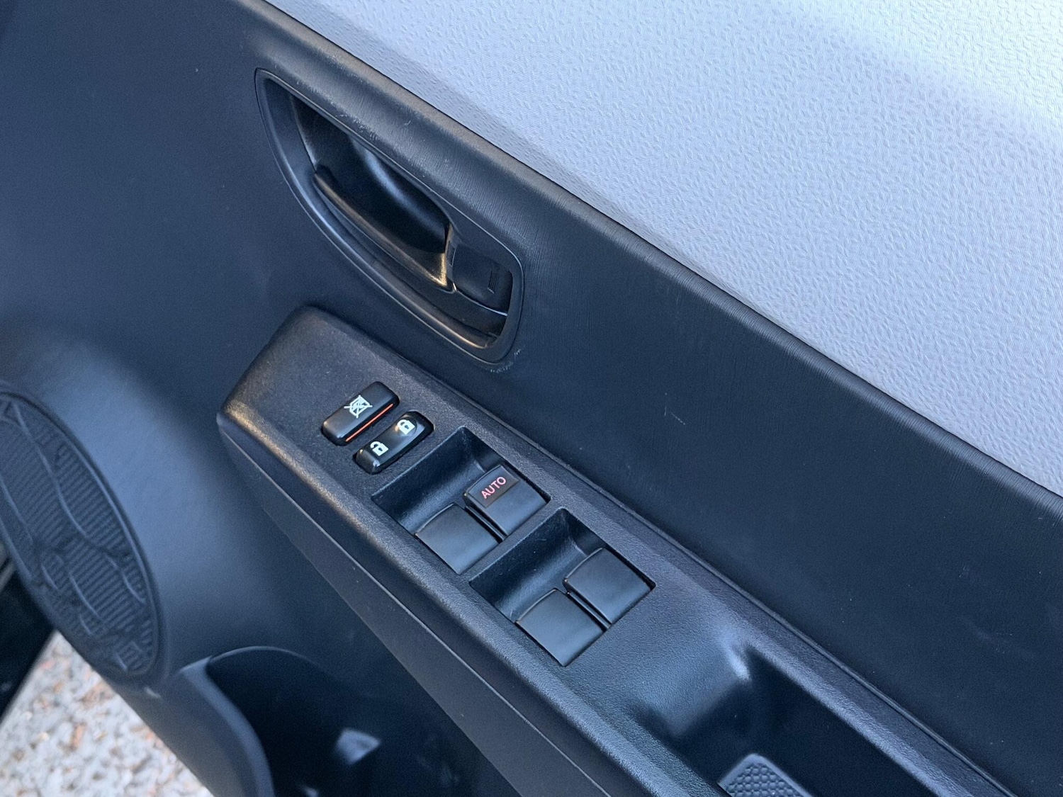 Used Toyota Yaris for sale - 77314571: Photo 17