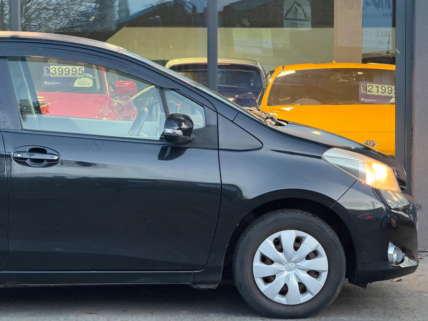 Used Toyota Yaris for sale - 77314571: Photo 8