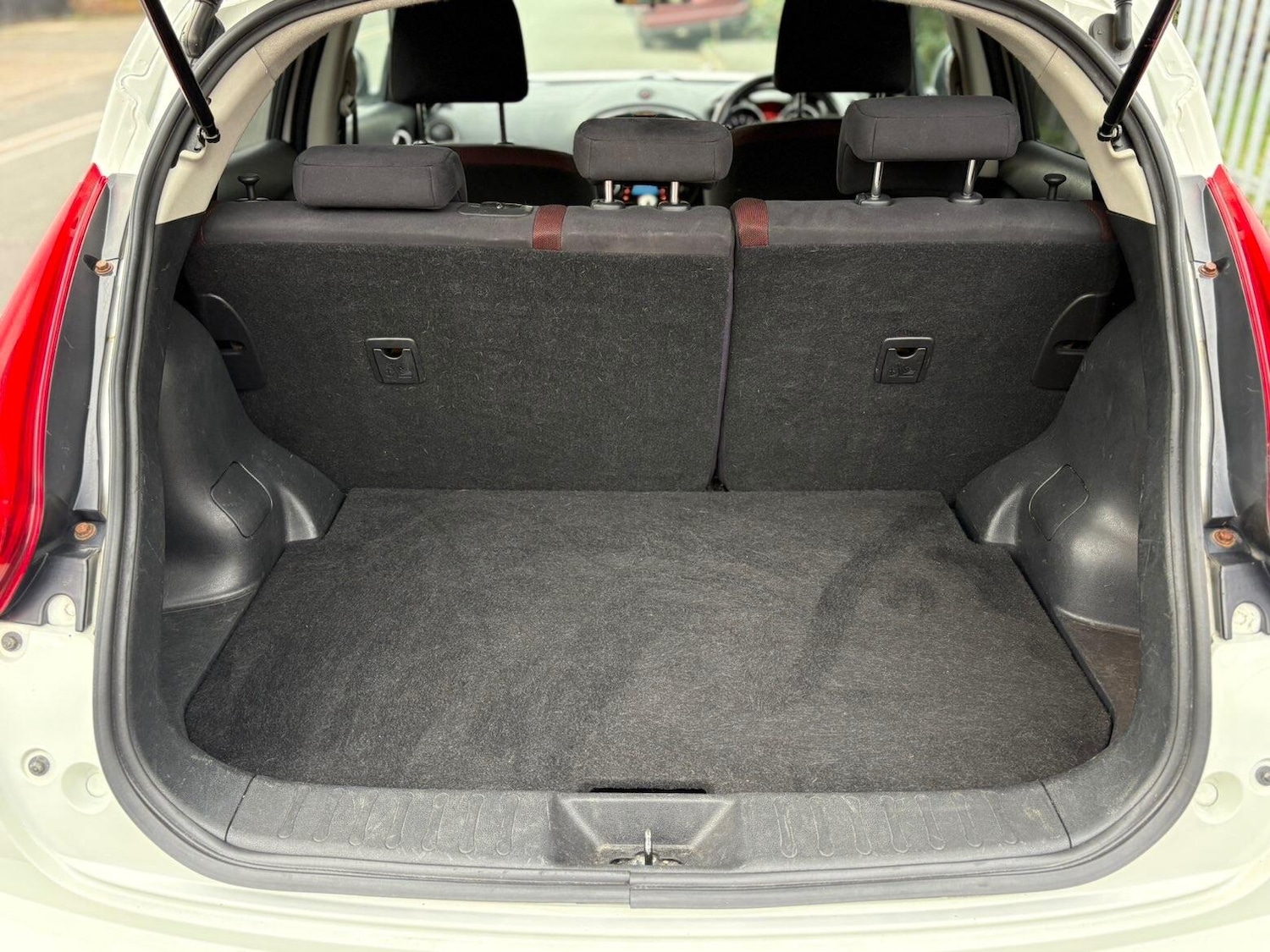 Used Nissan Juke 2013 for sale - 77103659: Photo 8