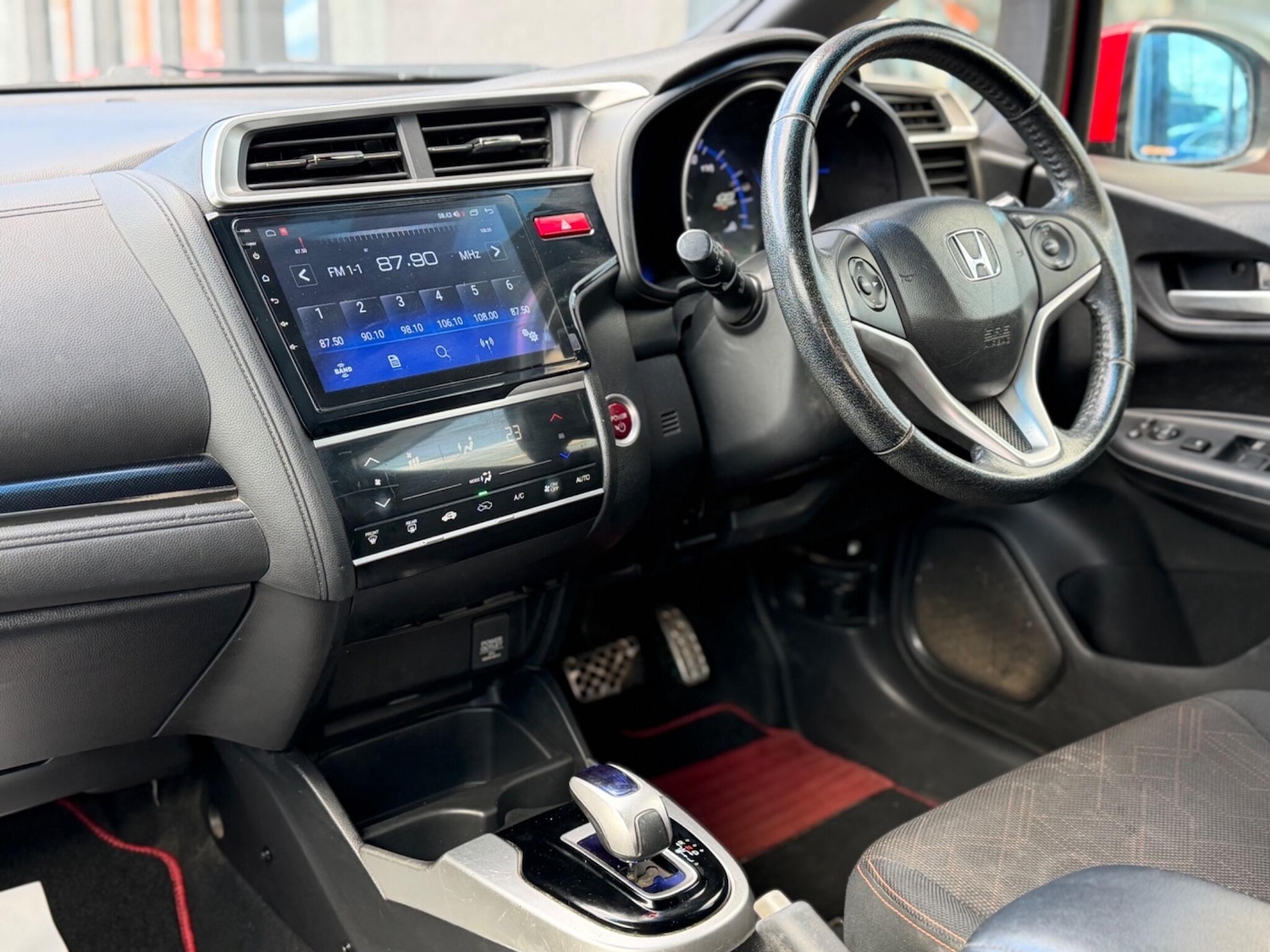 Used Honda Fit for sale - 78047740: Photo 3