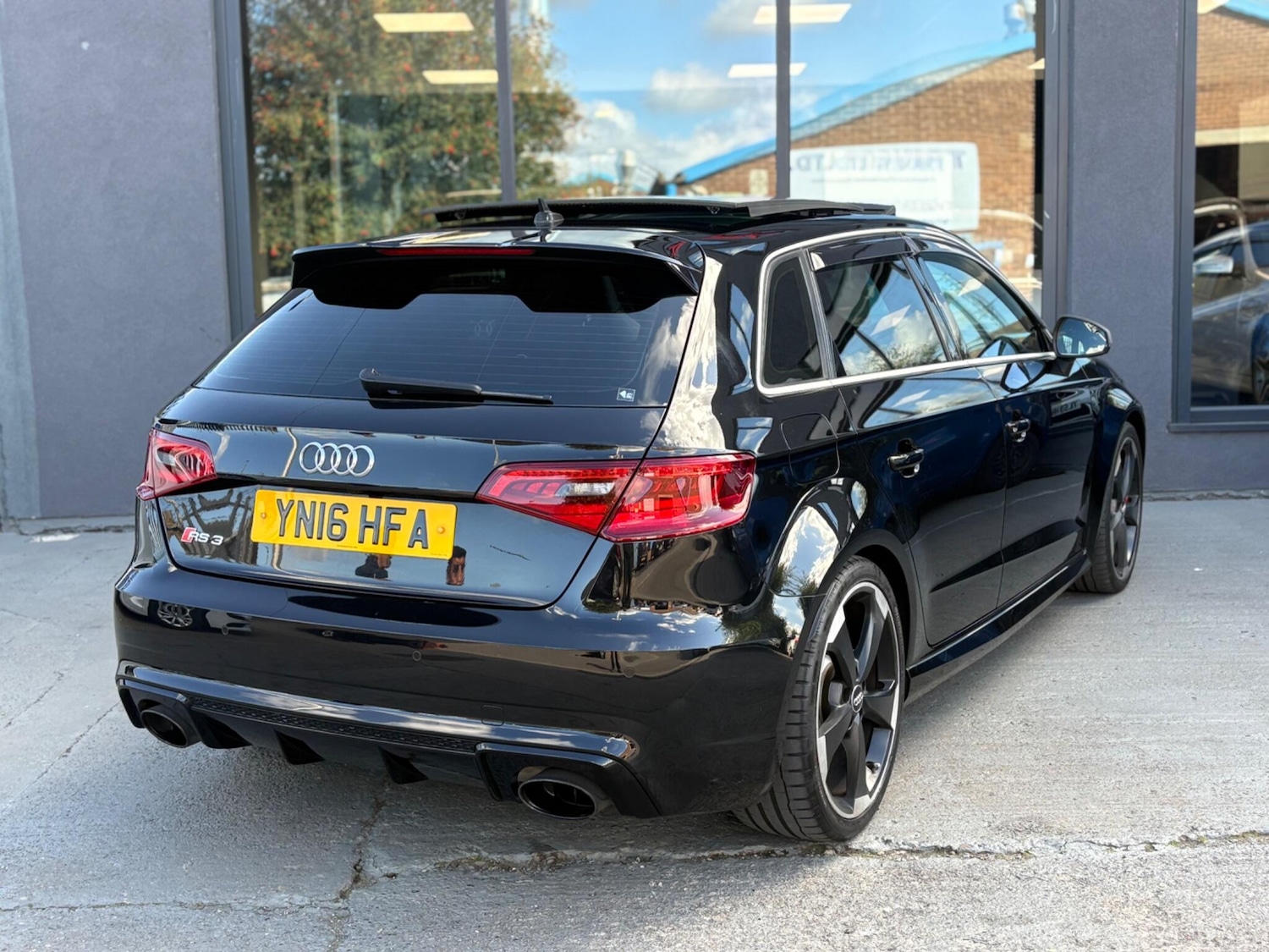 Used Audi RS3 for sale - 77376336: Photo 3