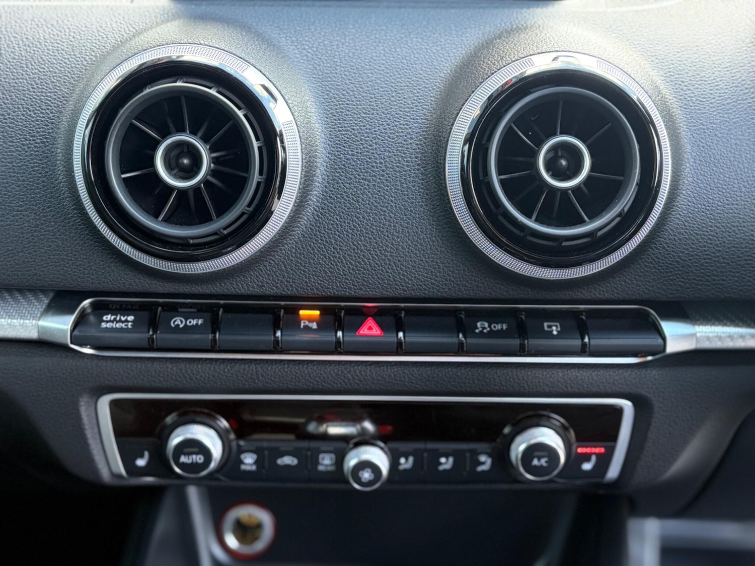 Used Audi RS3 for sale - 77376336: Photo 50