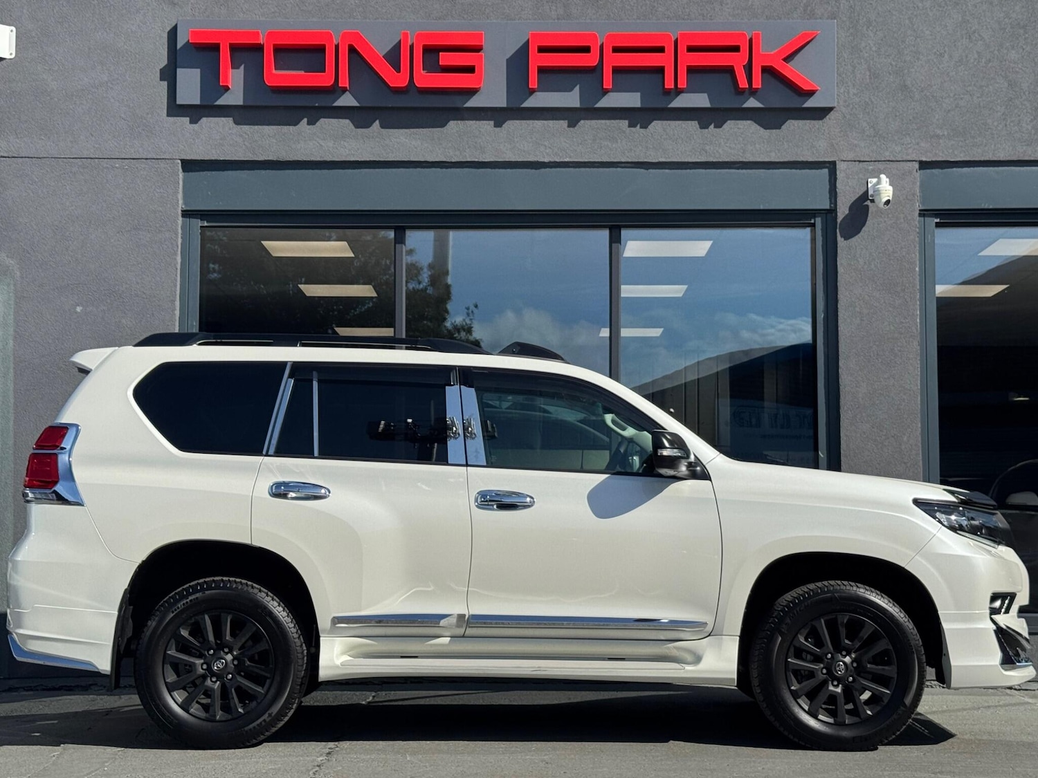 Used Toyota Land Cruiser for sale - 77103596: Photo 12