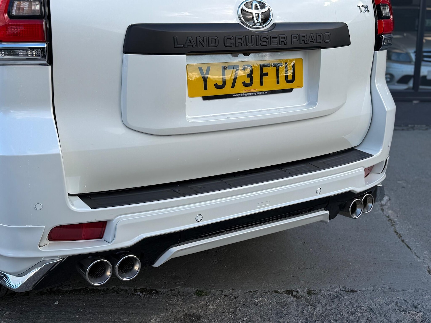 Used Toyota Land Cruiser for sale - 77103596: Photo 15