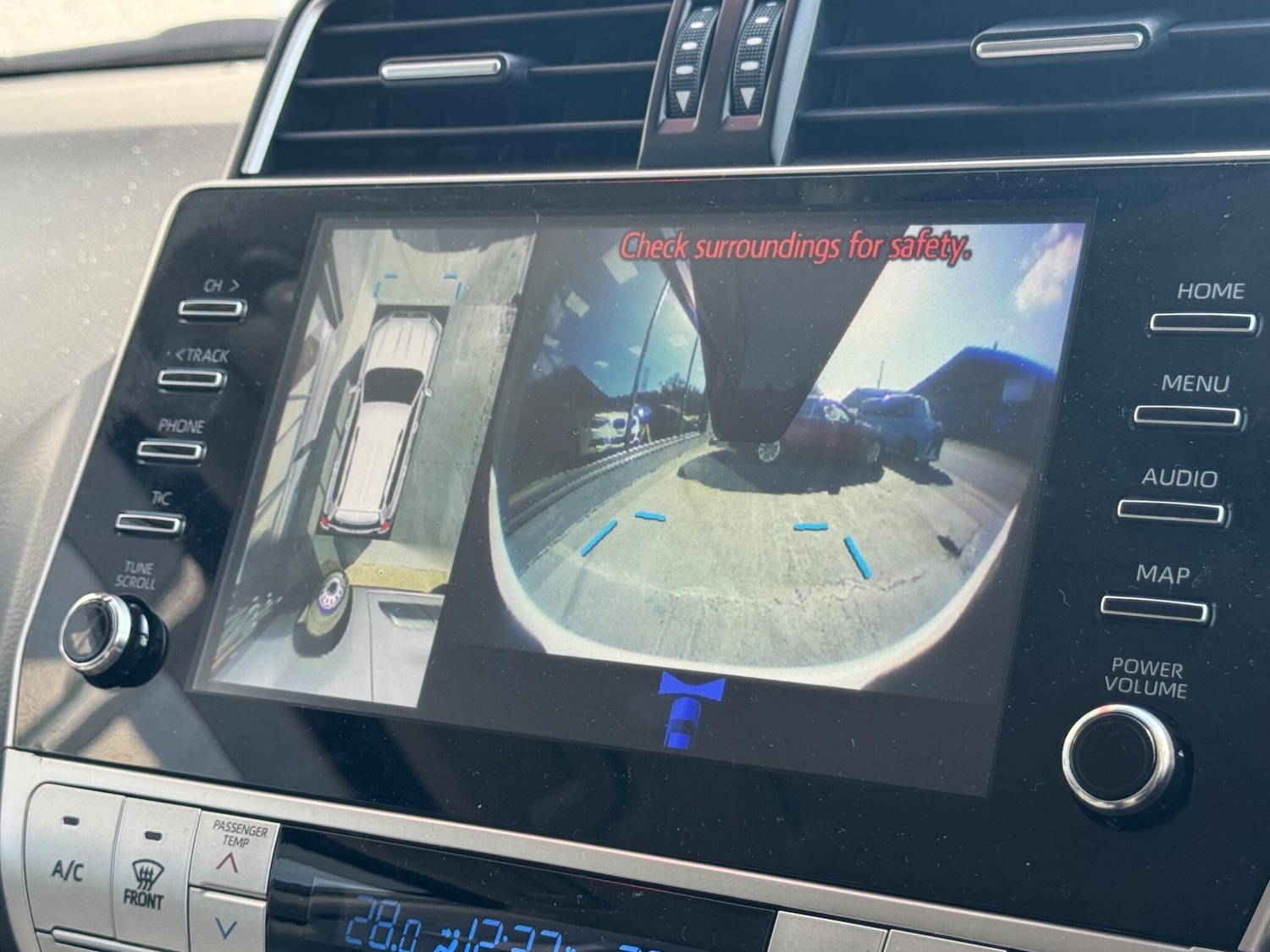 Used Toyota Land Cruiser for sale - 77103596: Photo 34