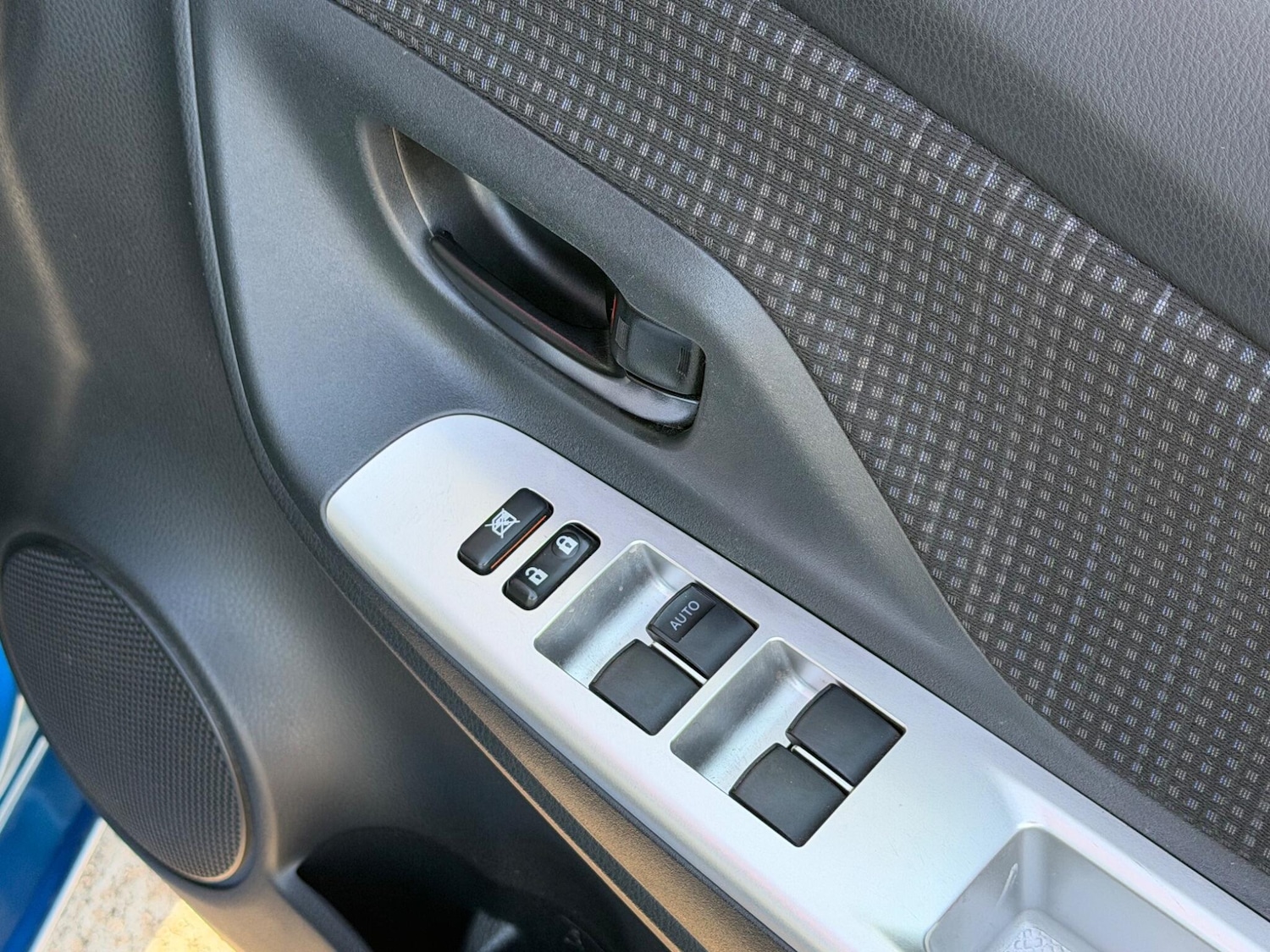 Used Toyota Yaris for sale - 78047124: Photo 17