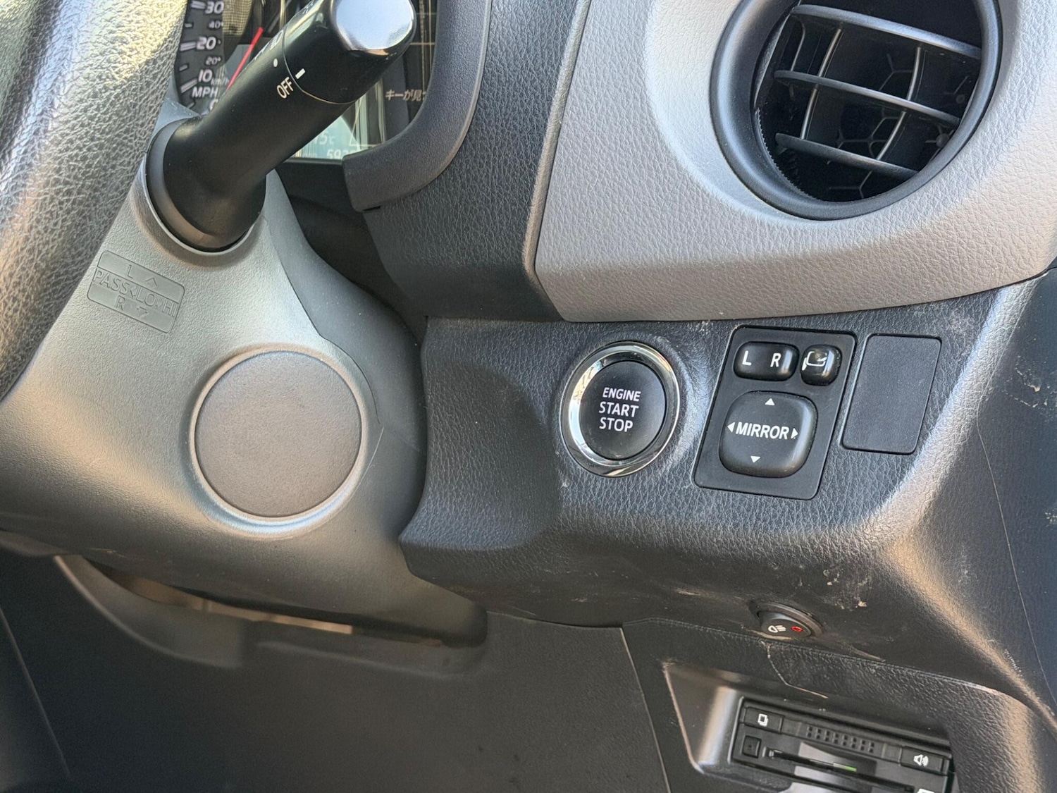 Used Toyota Yaris for sale - 78047124: Photo 18