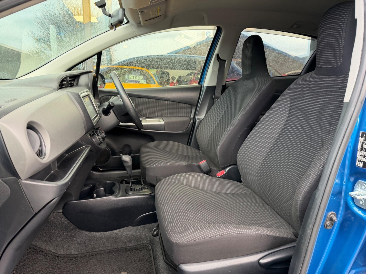 Used Toyota Yaris for sale - 78136128: Photo 14