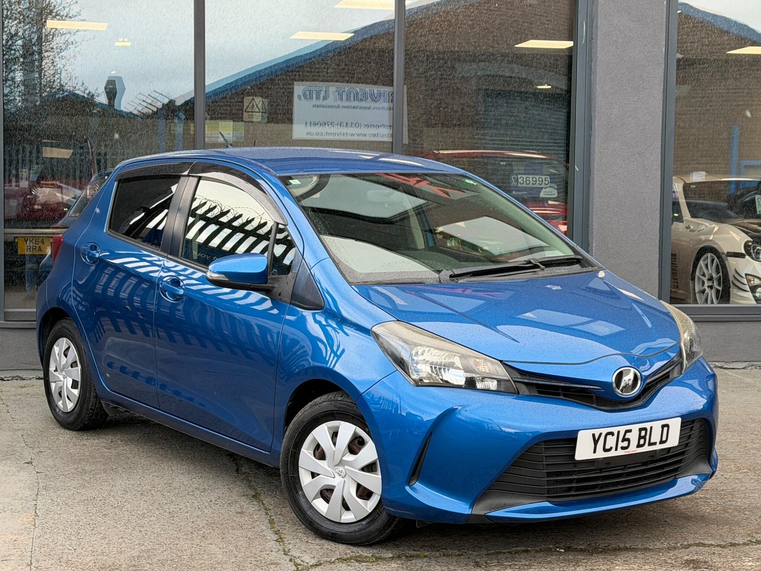 Used Toyota Yaris for sale - 78136128: Photo 2