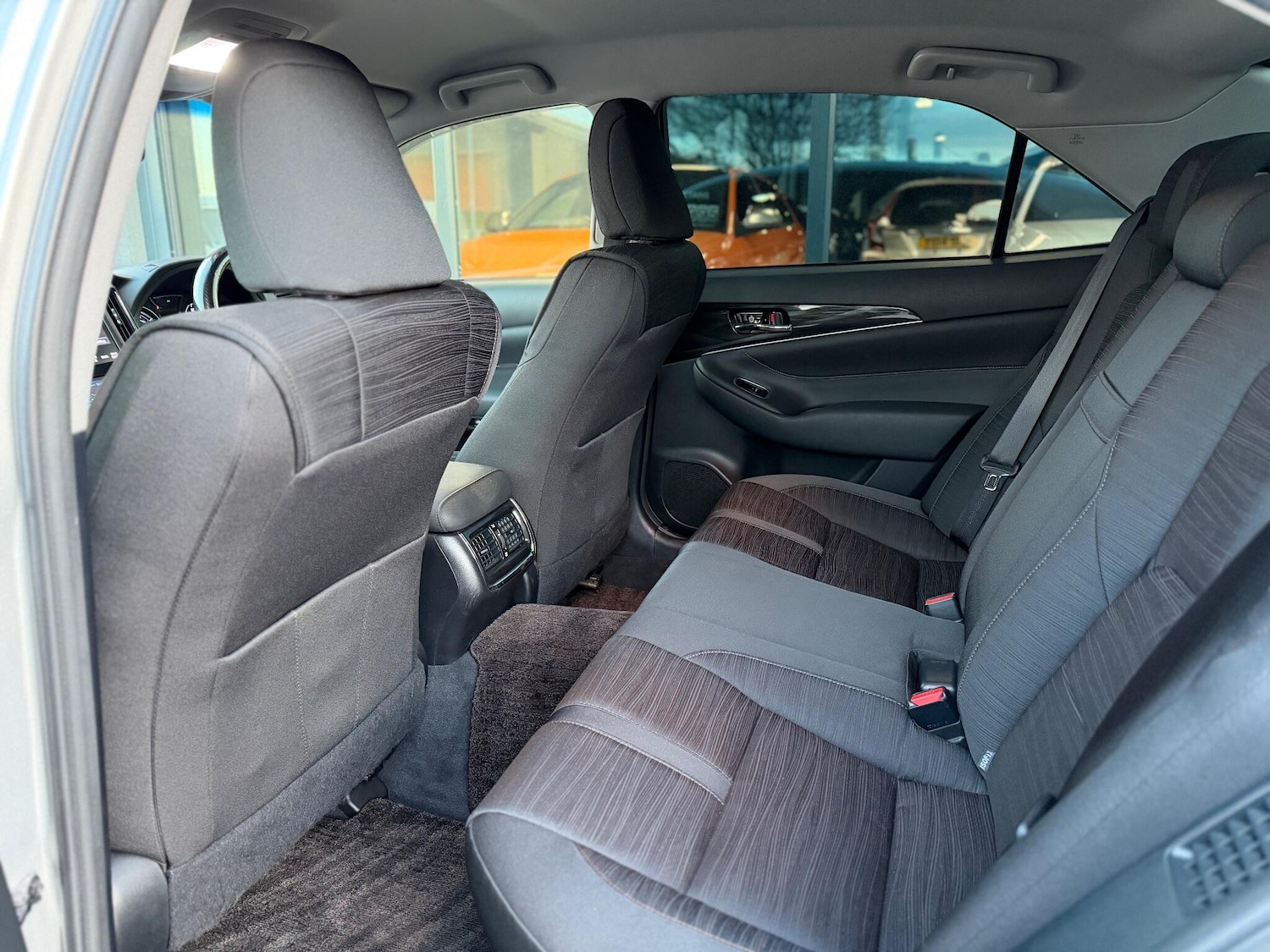 Used Toyota Crown for sale - 77396179: Photo 40