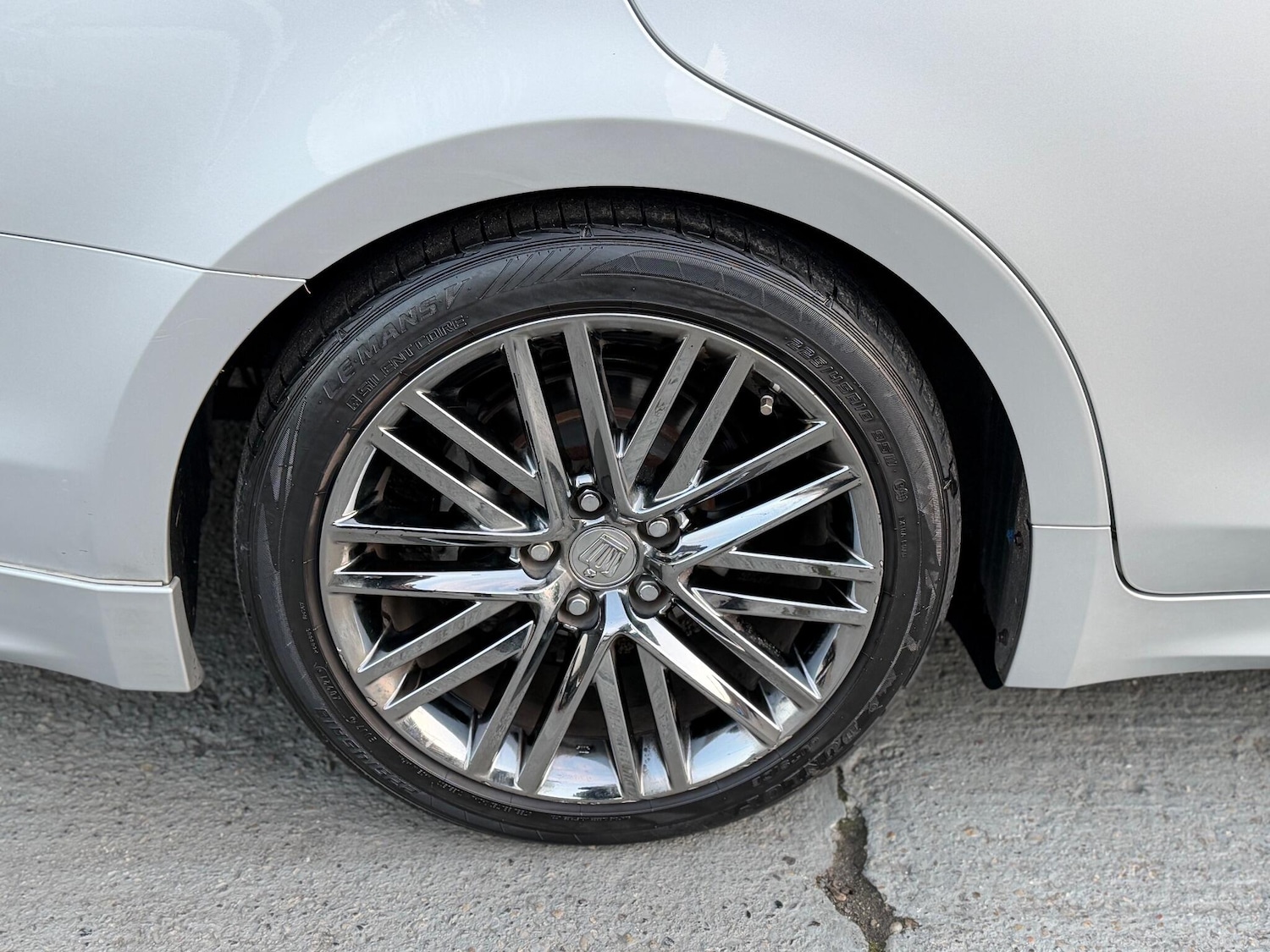 Used Toyota Crown for sale - 77396179: Photo 47