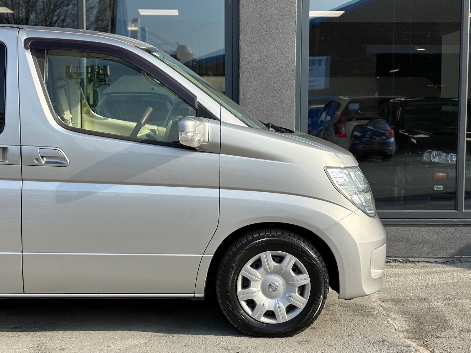 Used Nissan Elgrand 2025 for sale - 78047021: Photo 11