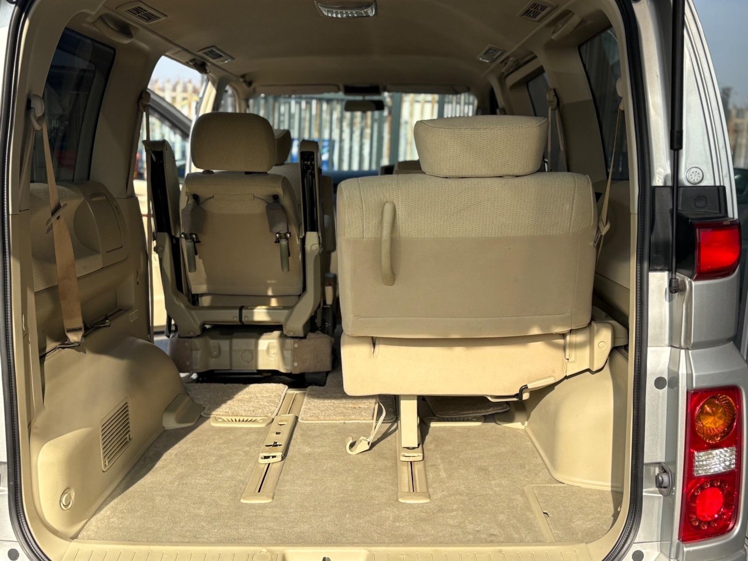 Used Nissan Elgrand 2025 for sale - 78047021: Photo 19