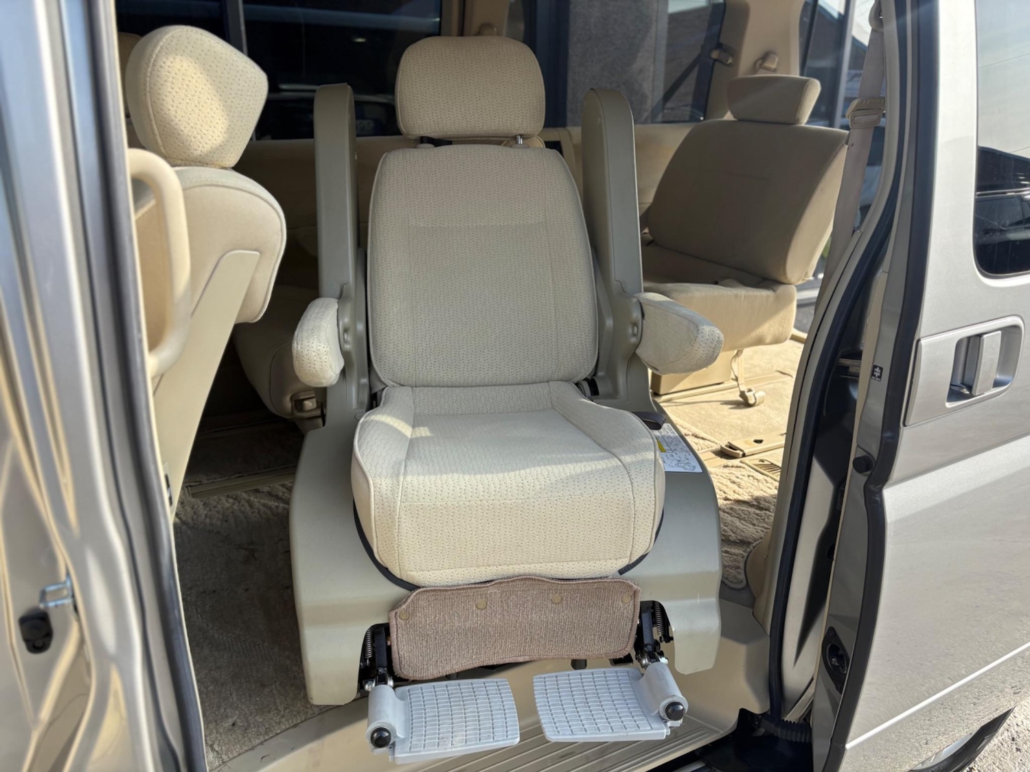 Used Nissan Elgrand 2025 for sale - 78047021: Photo 21