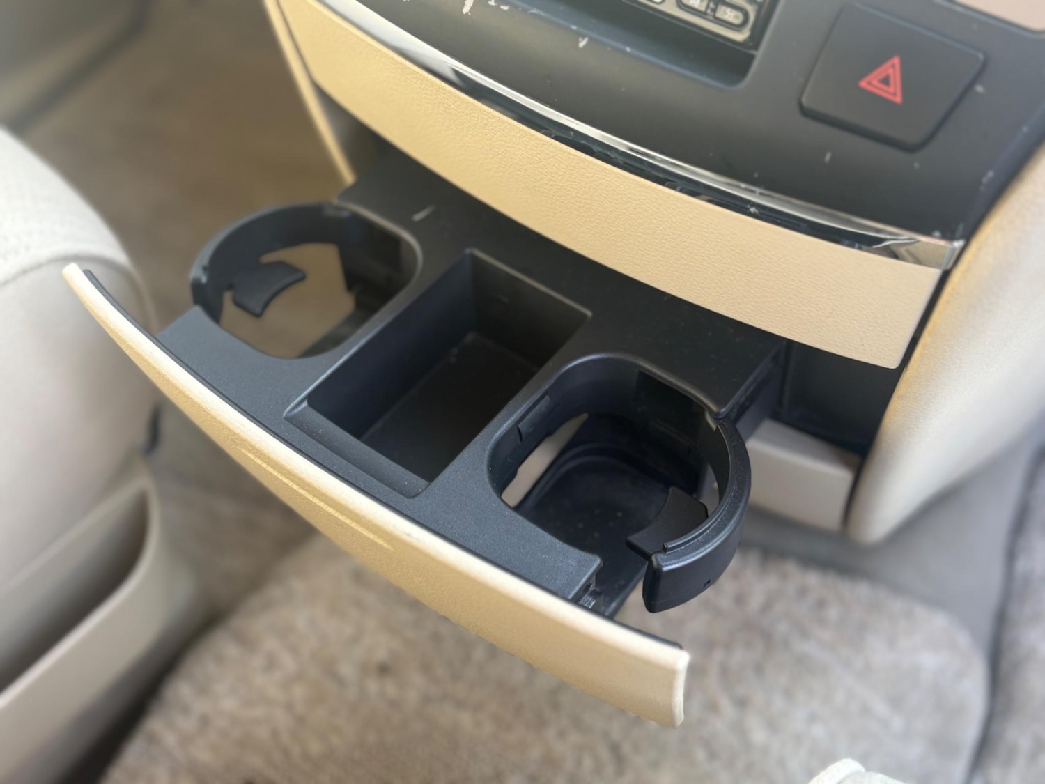 Used Nissan Elgrand 2025 for sale - 78047021: Photo 37