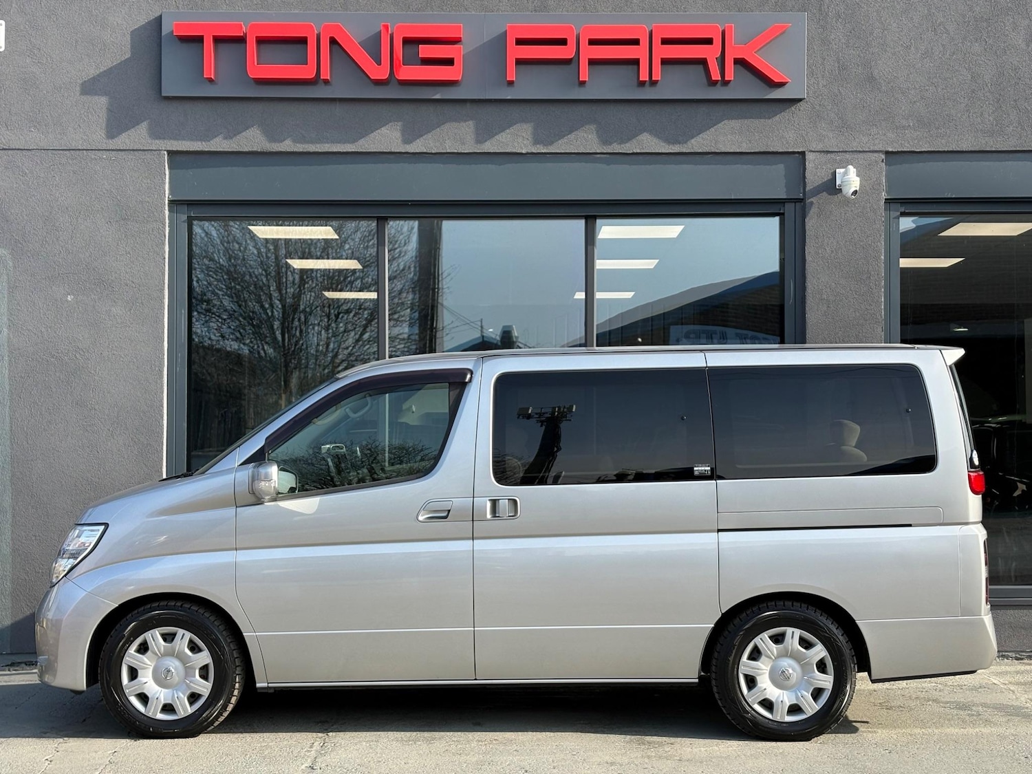 Used Nissan Elgrand 2025 for sale - 78047021: Photo 5