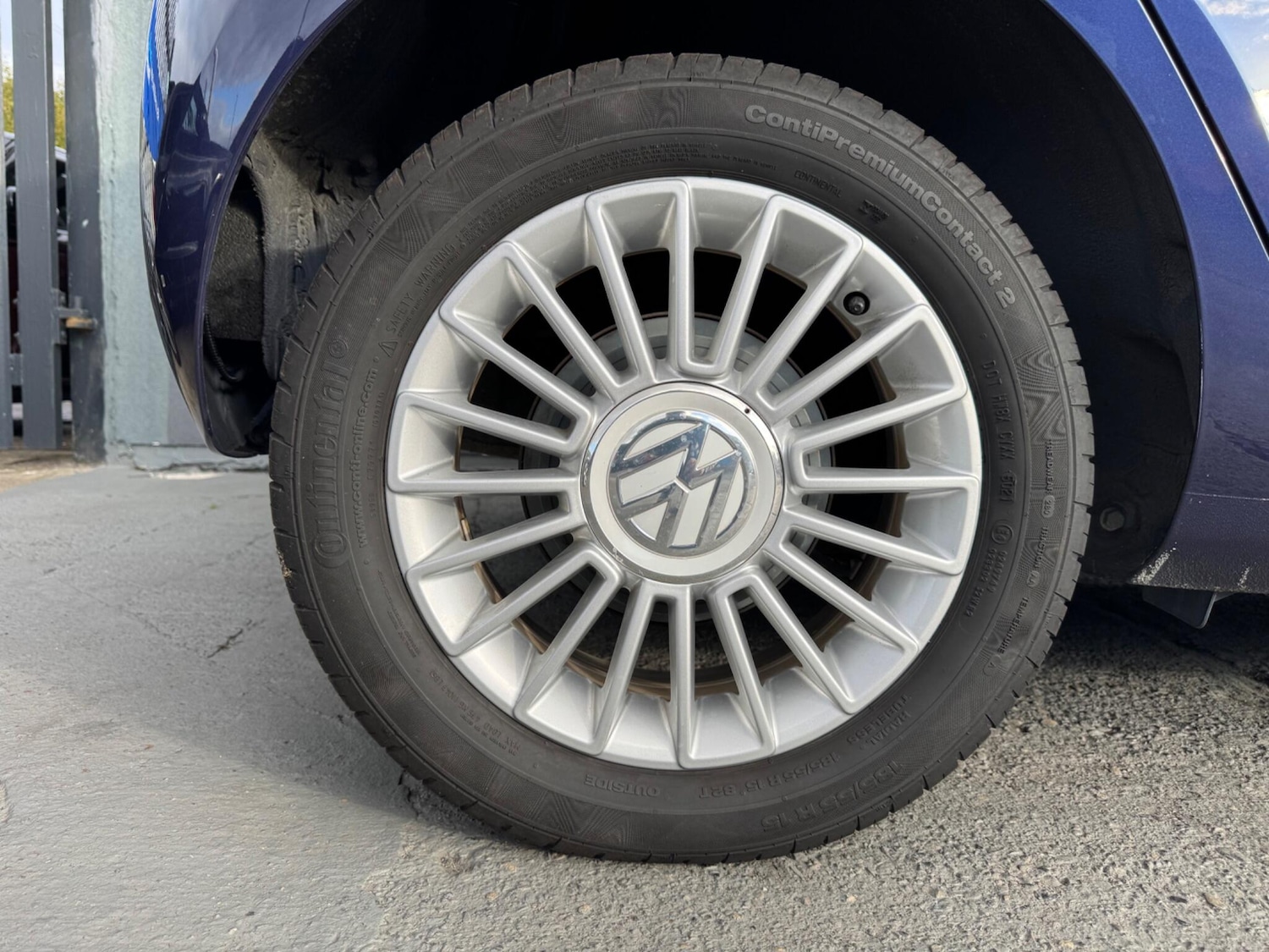 Used Volkswagen up! for sale - 77215420: Photo 32