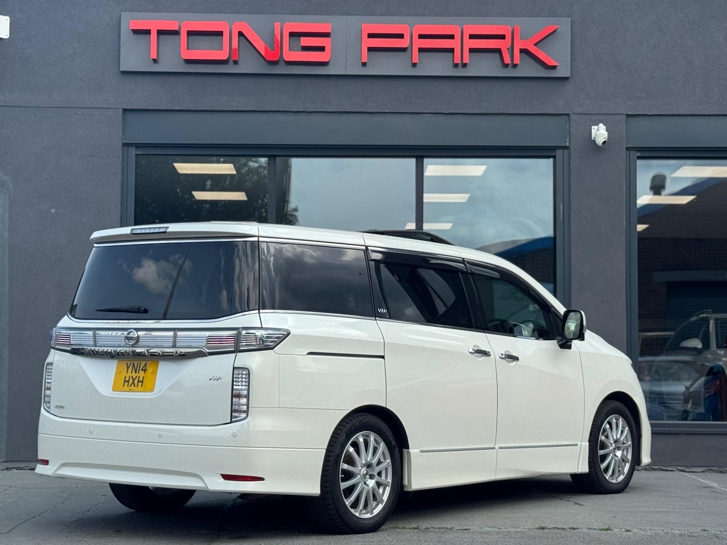 Used Nissan Elgrand 2025 for sale - 77550230: Photo 9