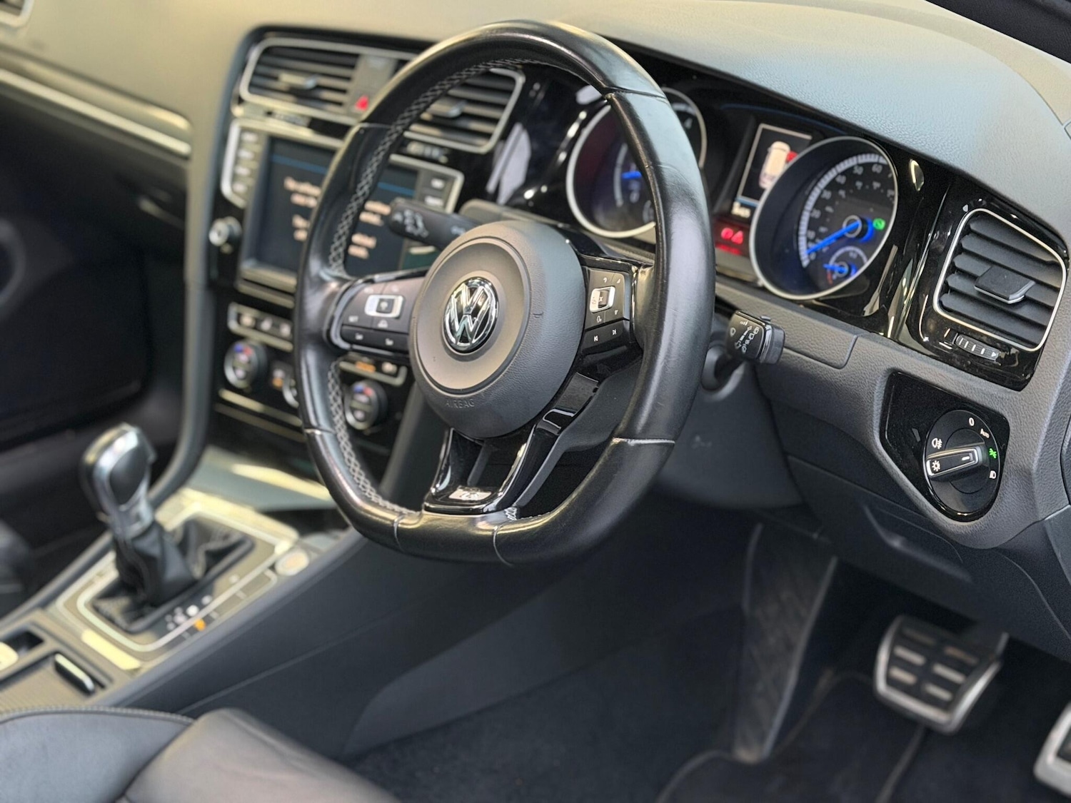 Used Volkswagen Golf for sale - 77191411: Photo 20