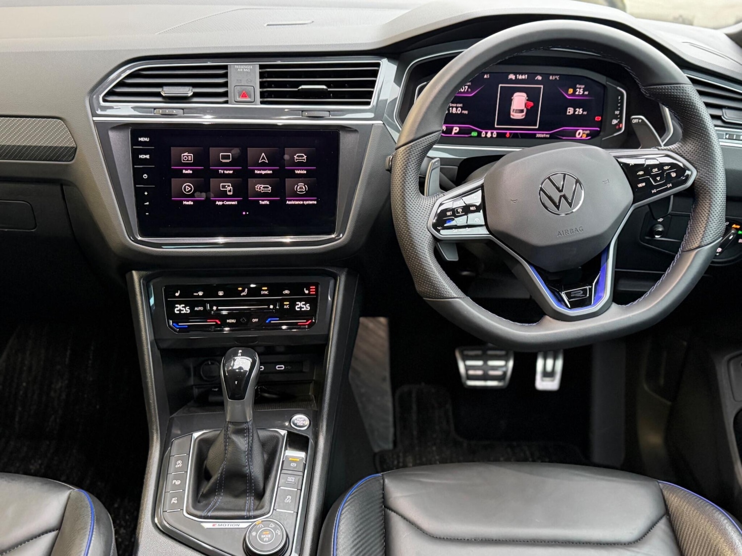 Used Volkswagen Tiguan for sale - 77925848: Photo 9