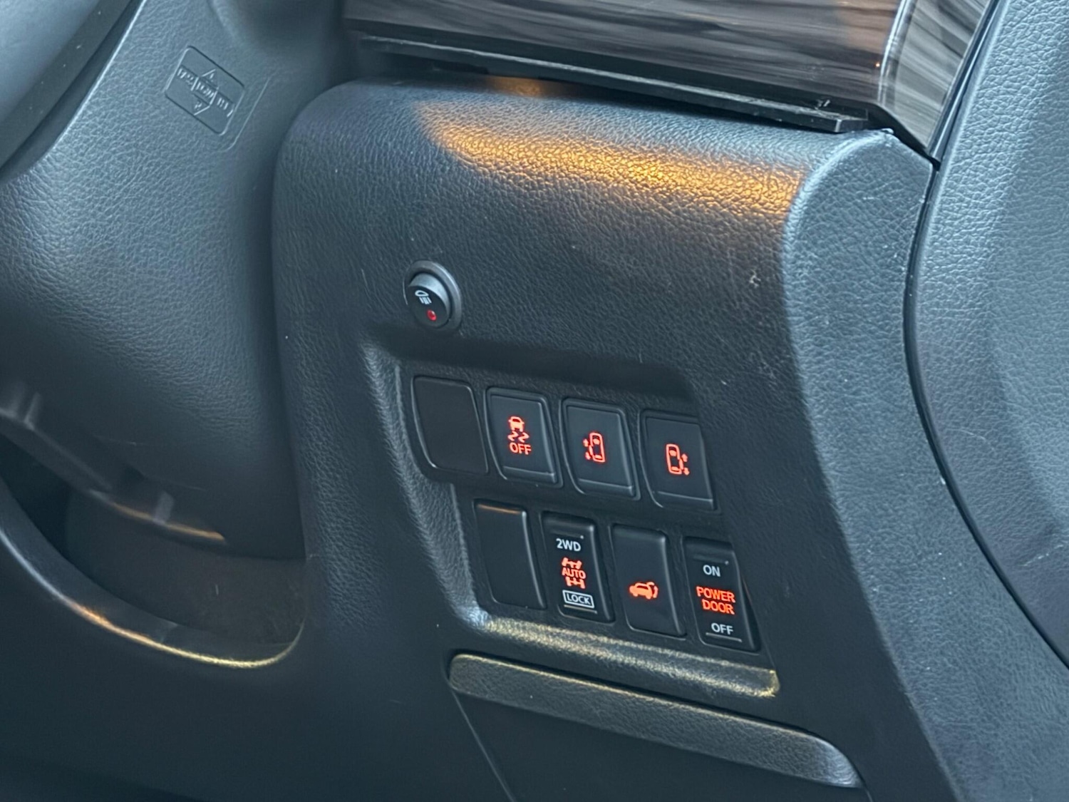 Used Nissan Elgrand for sale - 77386491: Photo 20