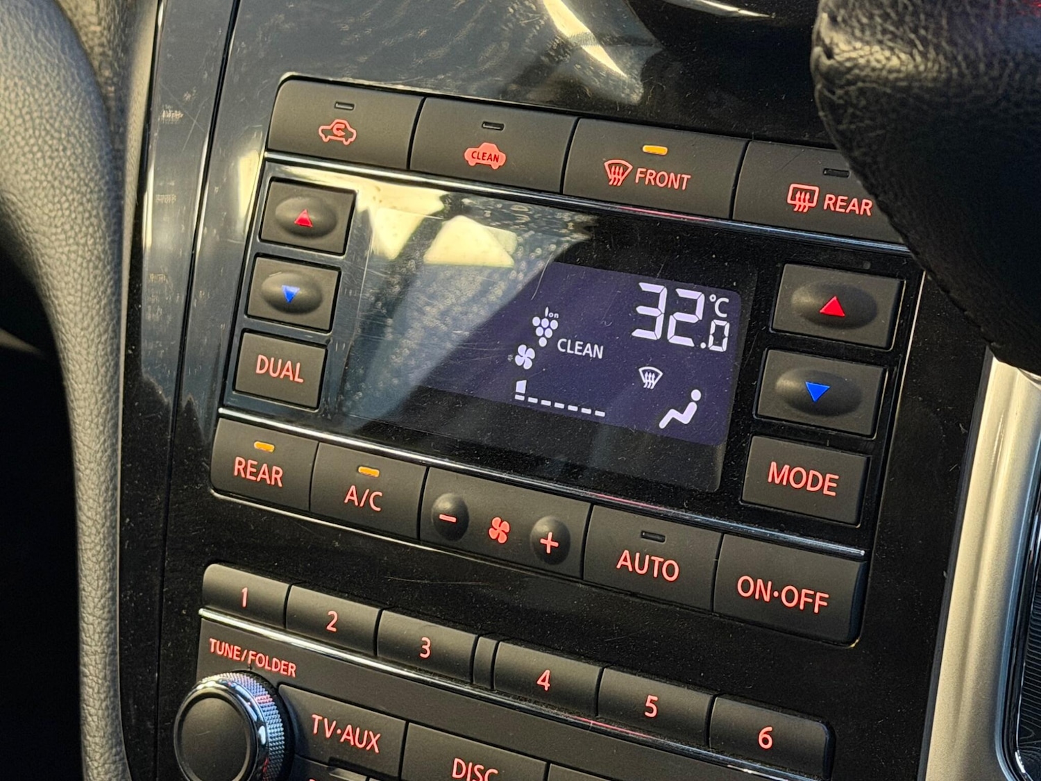 Used Nissan Elgrand for sale - 77386491: Photo 23