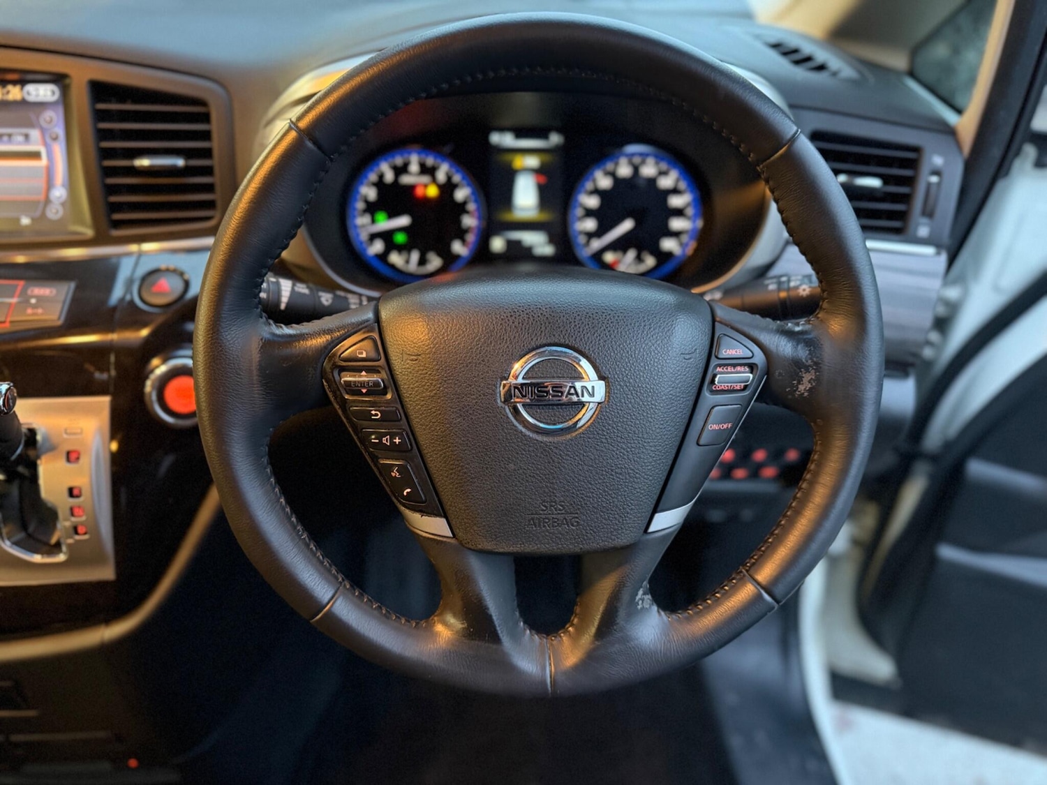 Used Nissan Elgrand for sale - 77386491: Photo 27