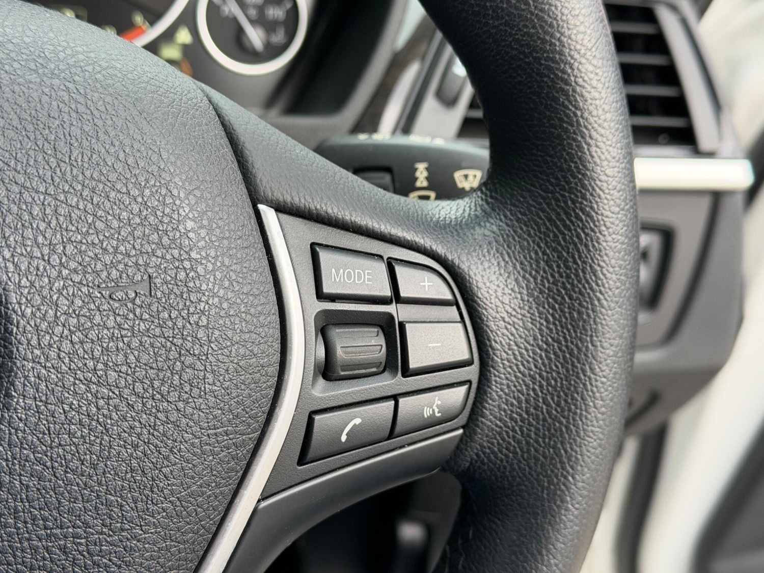 Used BMW 3 Series for sale - 77993455: Photo 32